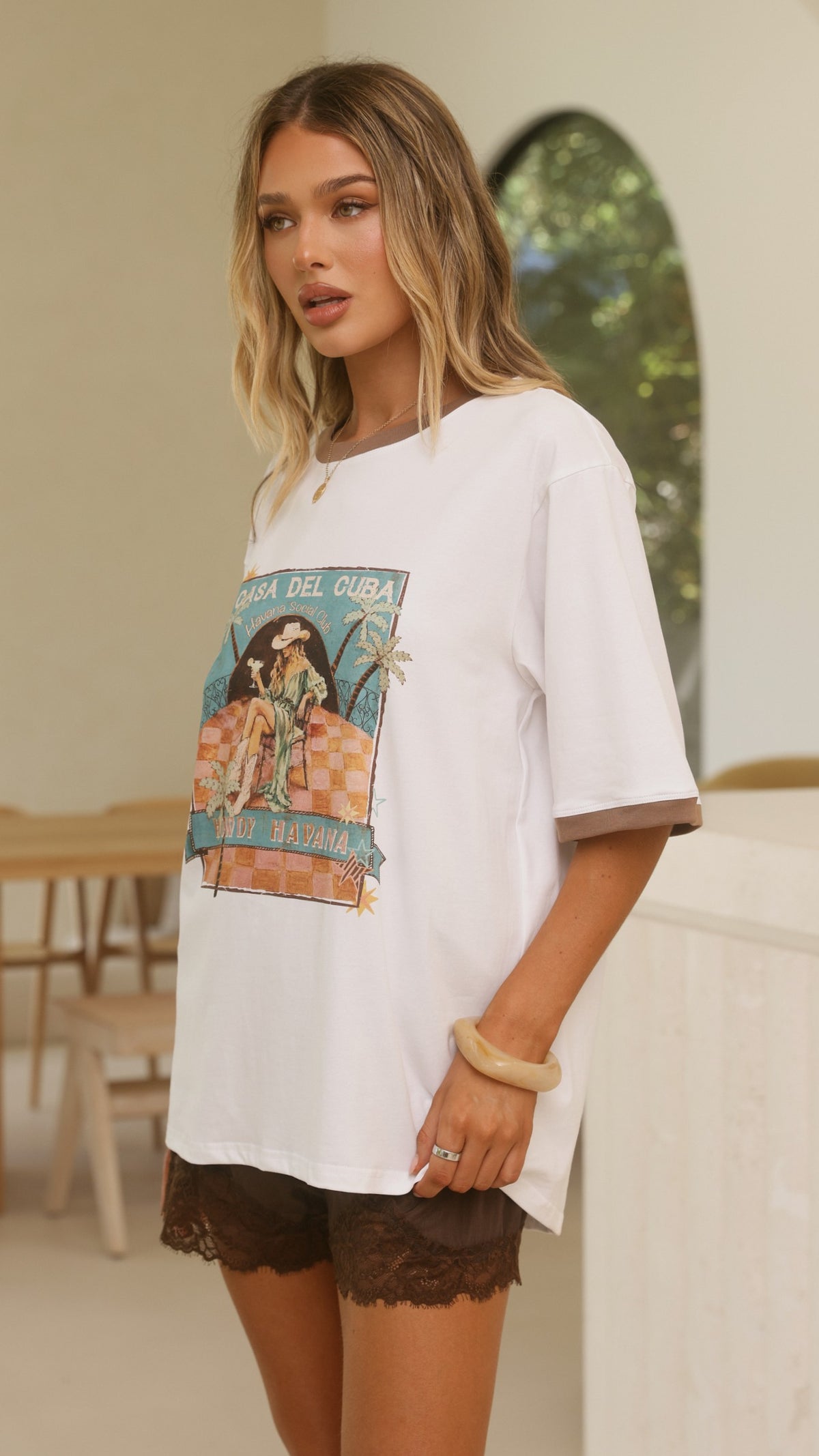 Howdy Havana Tee - White/Brown - Billy J
