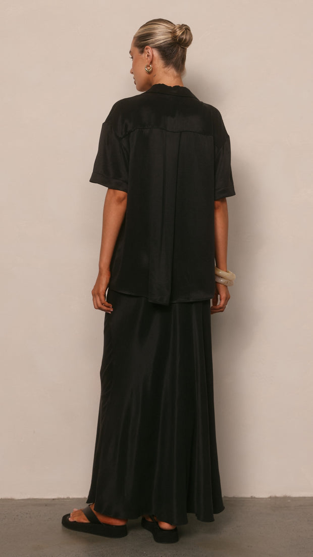 Tamika Short Sleeve Shirt - Black - Billy J