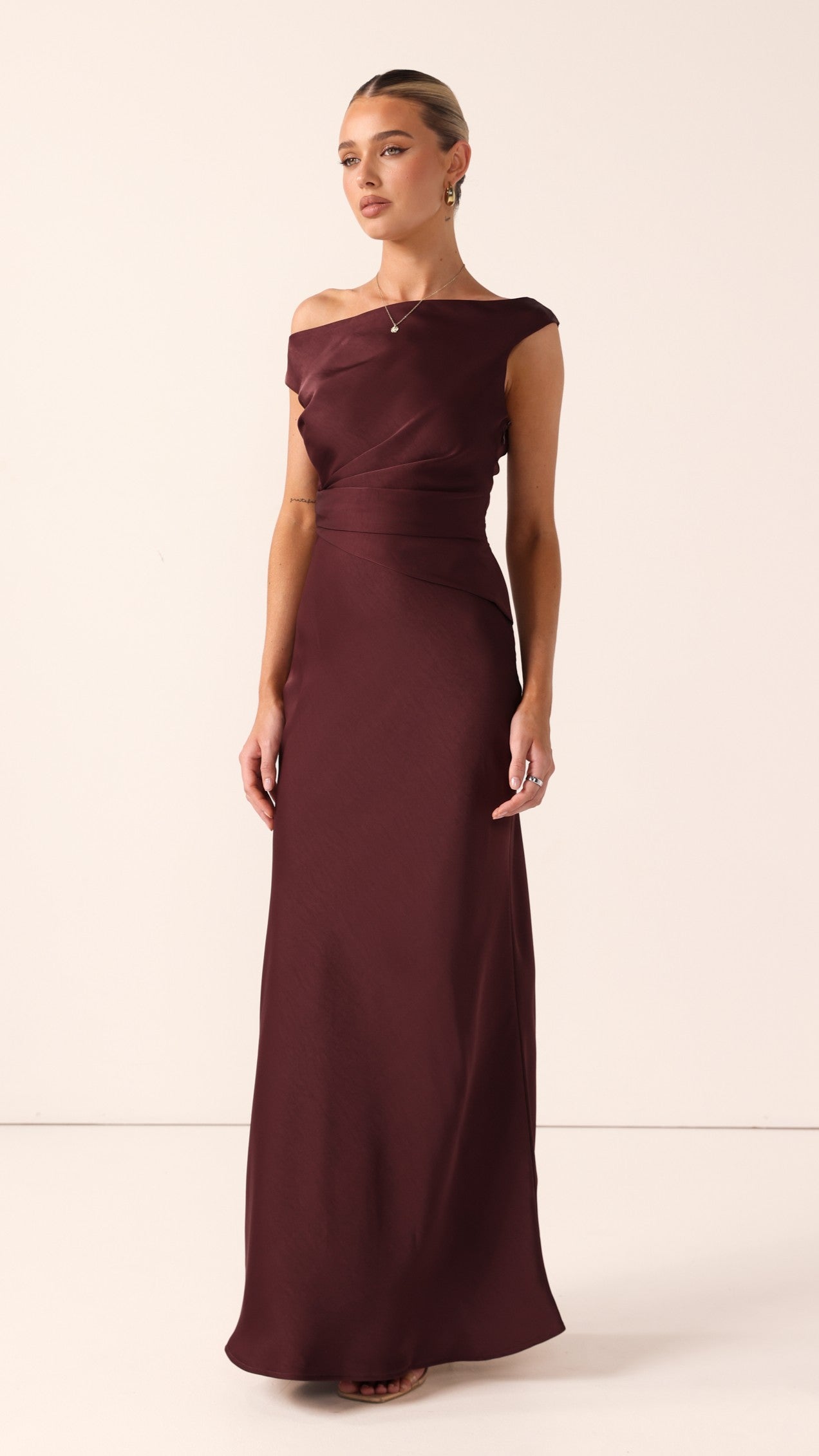 【AMATERAS】 Aurafit Off Shoulder ブラウン S Auria Off Shoulder Maxi Dress - Chocolate - Buy Women's Dresses