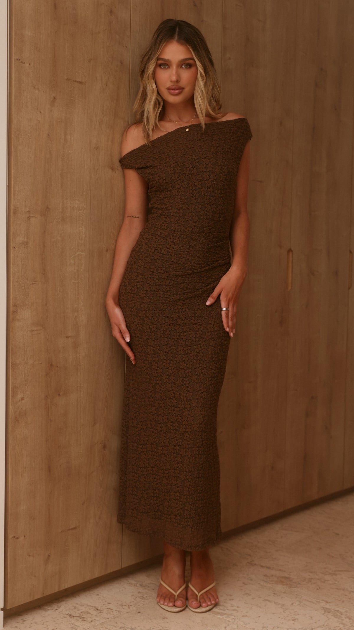 Gigi Maxi Dress Knitted - Chocolate - Billy J