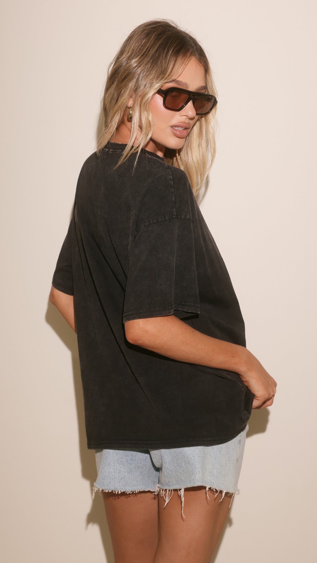 Cowboy Lover Oversized T-Shirt - Black - Billy J
