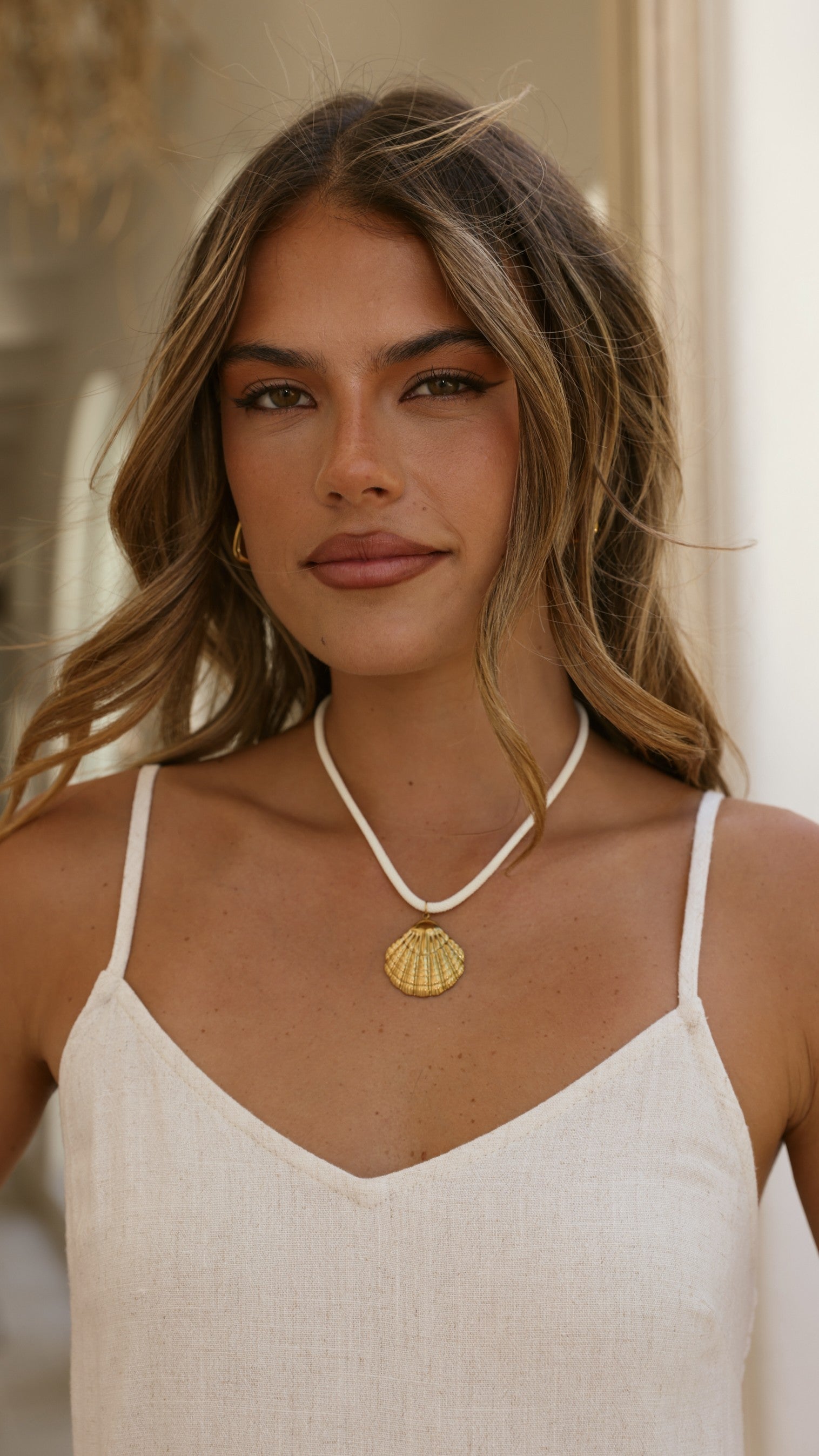 Stacie Shell Necklace - Gold - Billy J