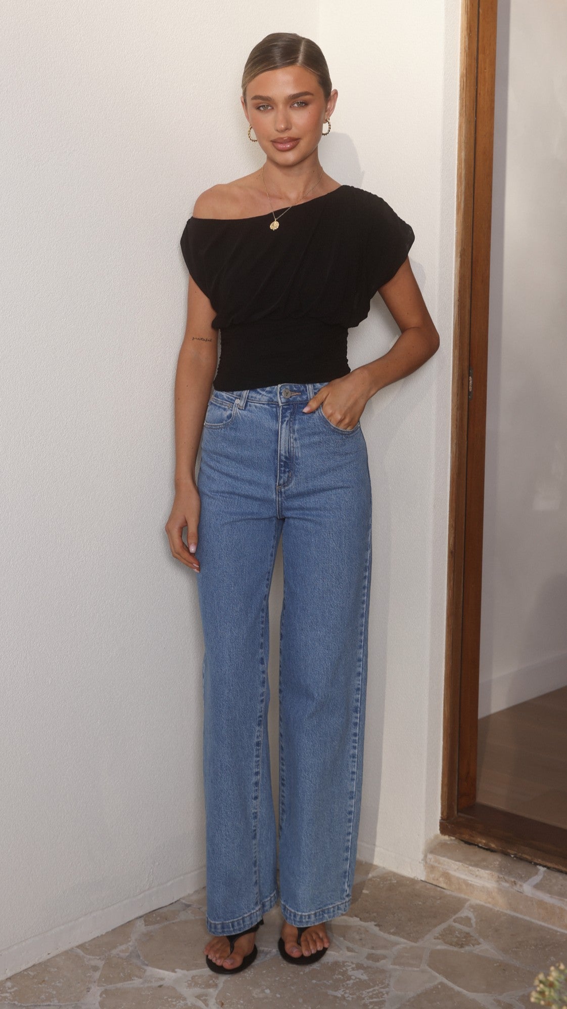 Debby Off Shoulder Top - Black - Billy J