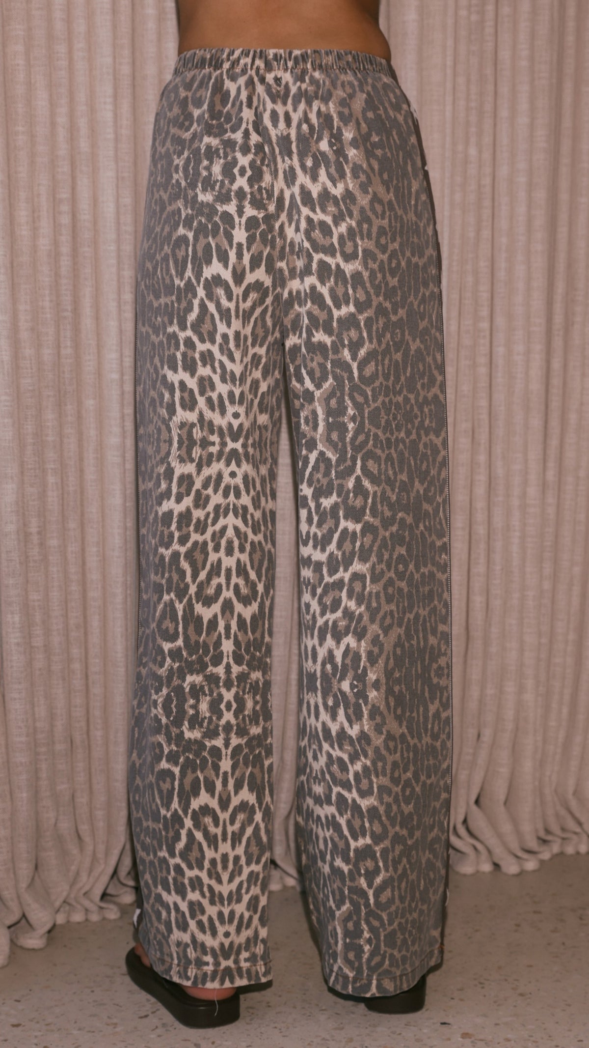 Vox Pants - Leopard and Star Print - Billy J