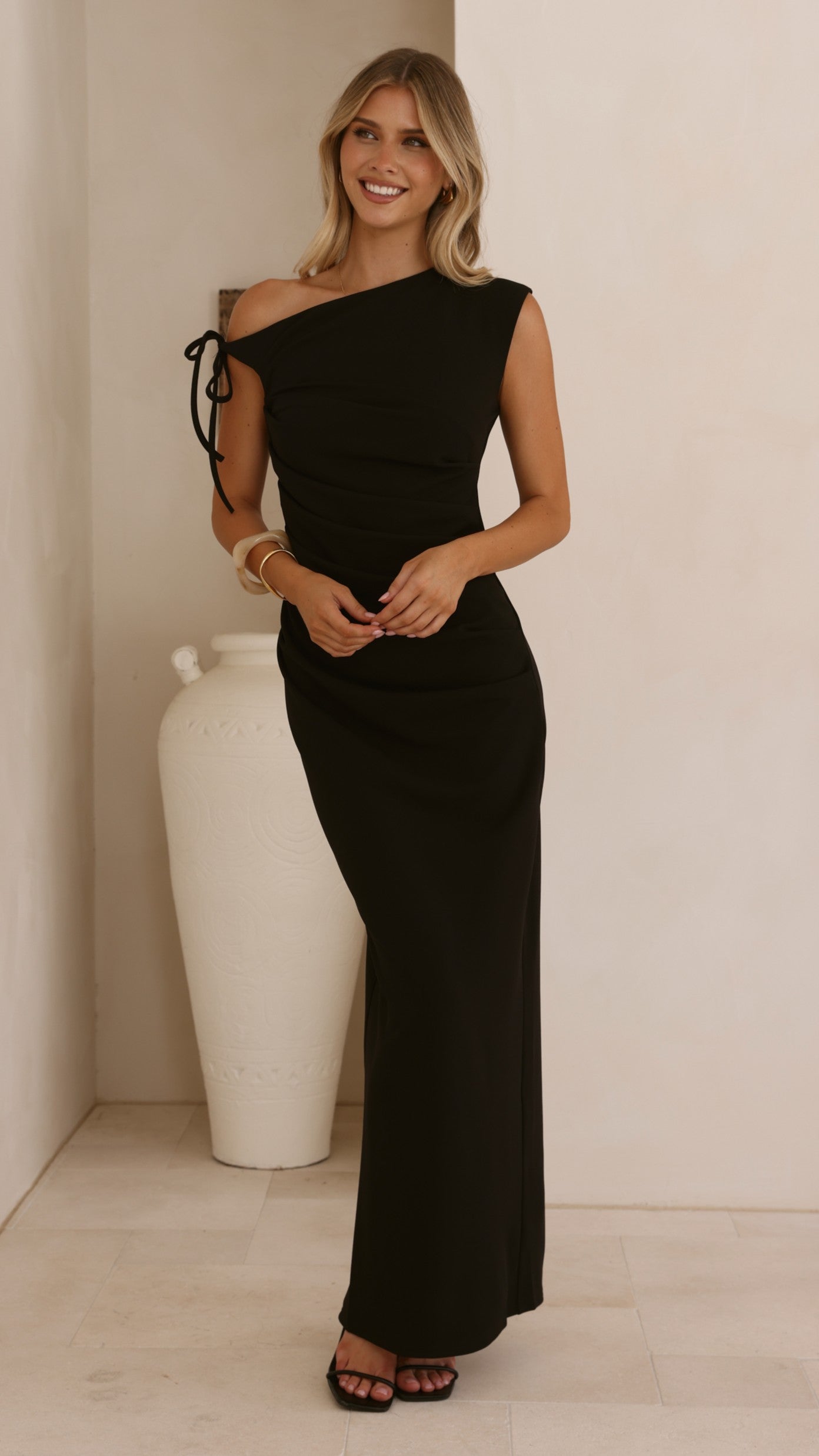 Lealah Maxi Dress - Black - Billy J