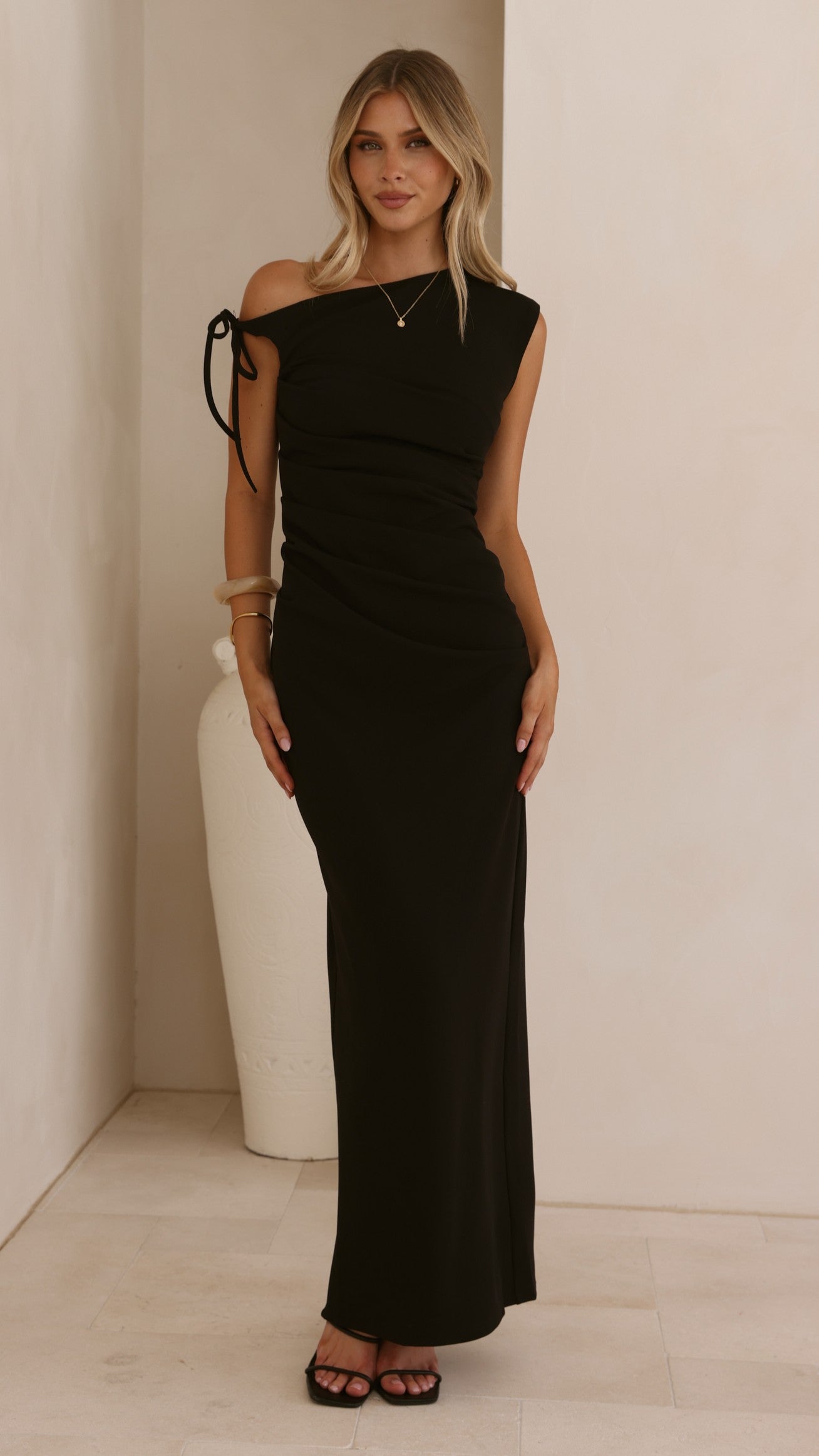 Lealah Maxi Dress - Black - Billy J