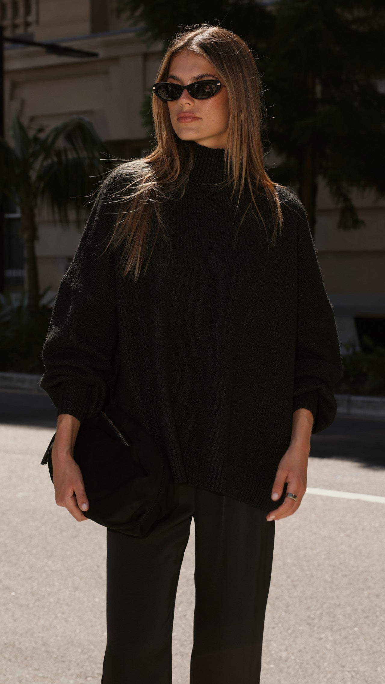 Harita Knitted Sweater - Black - Billy J