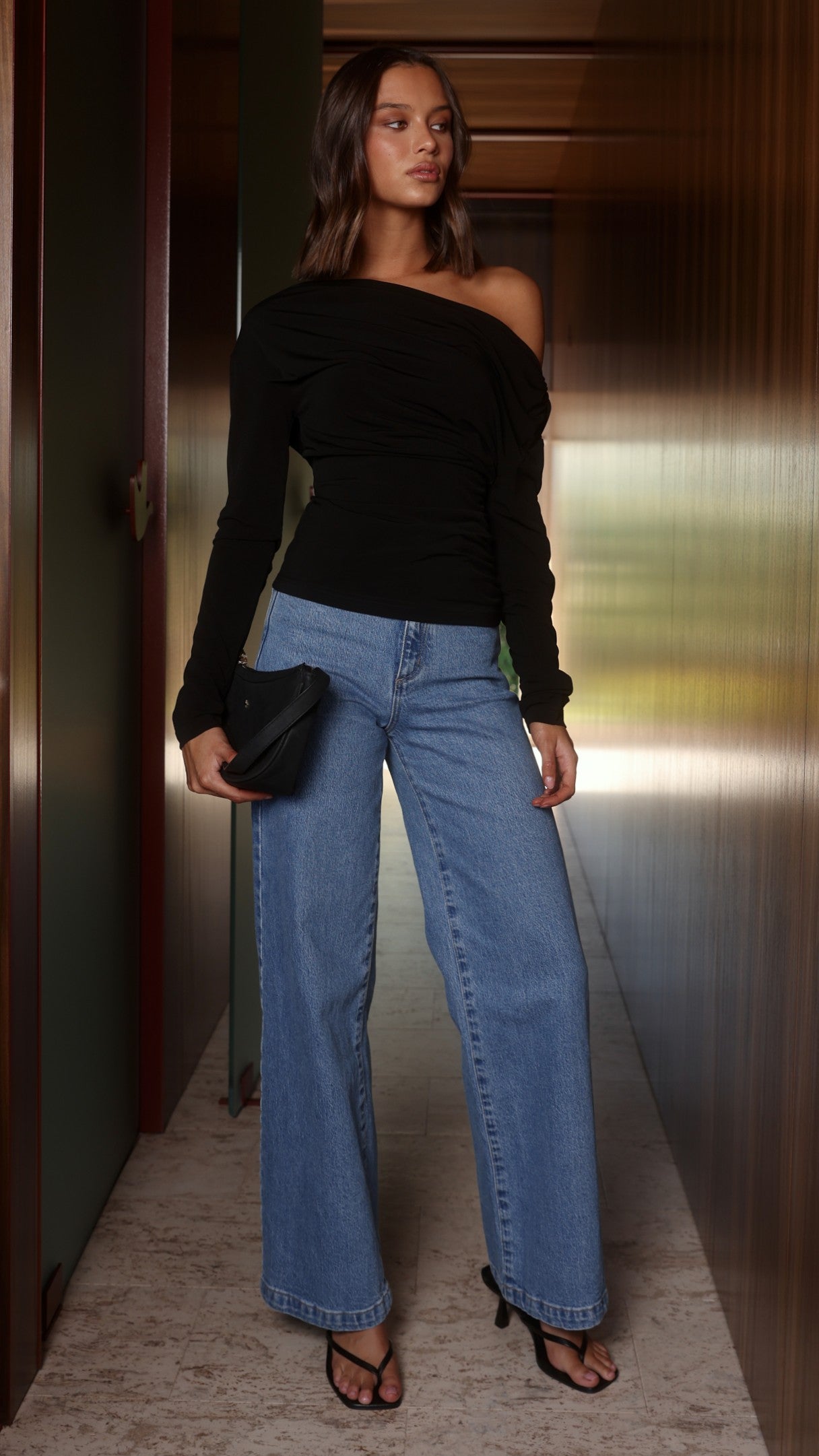 Sutton Long Sleeve Top - Black - Billy J