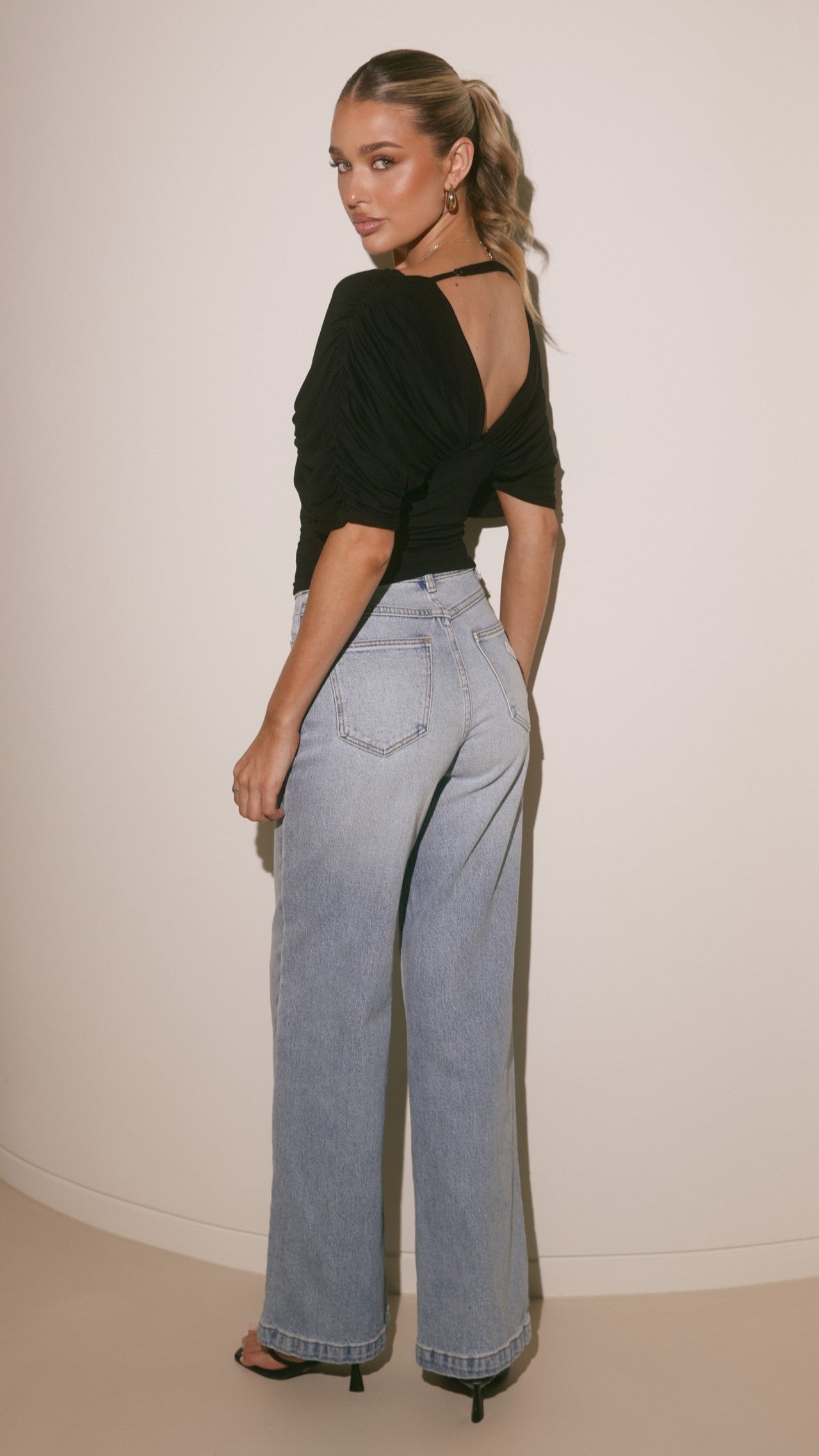 Kasia Top - Black - Billy J