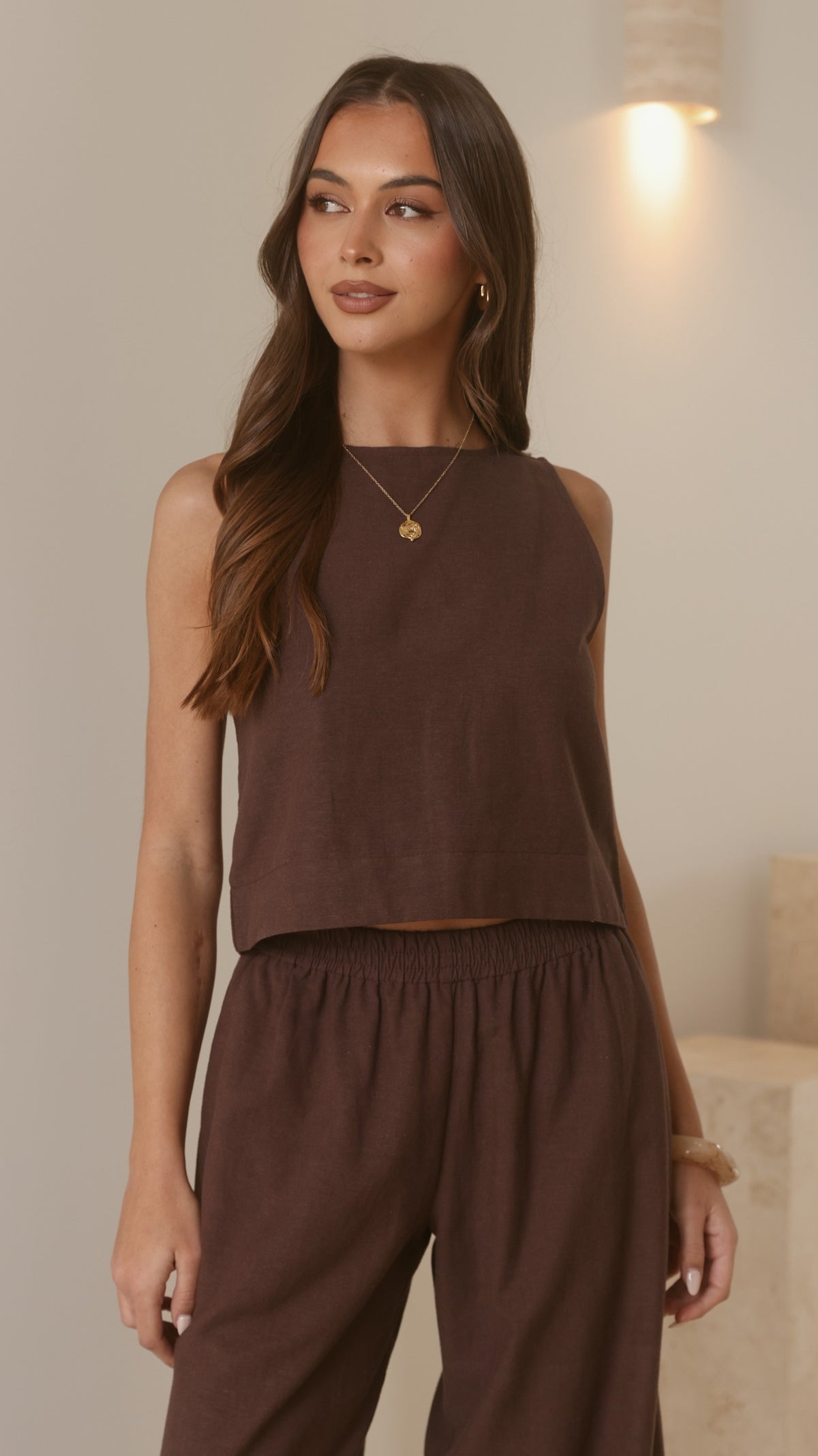 Nadie Crop Top - Chocolate - Billy J