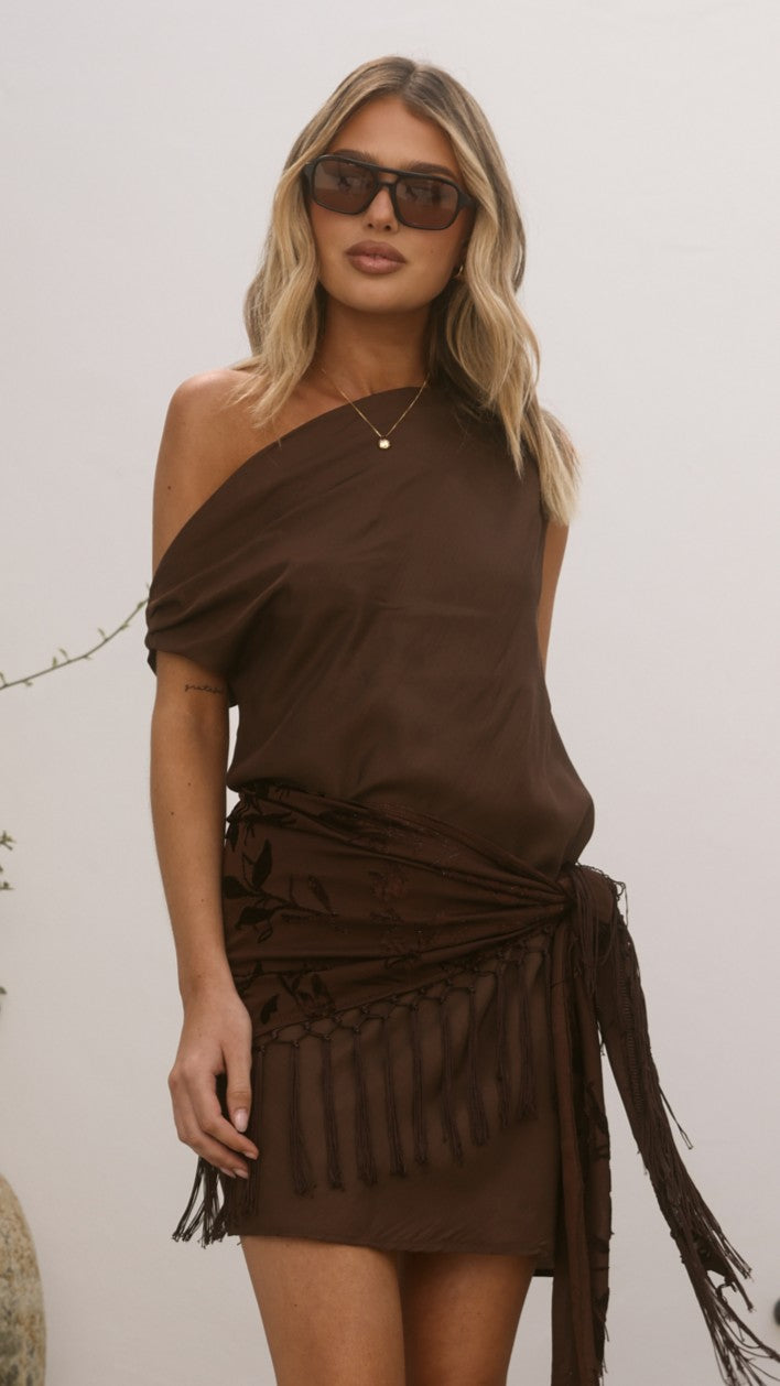 Laia Off Shoulder Mini Dress and Fringe Scarf - Chocolate