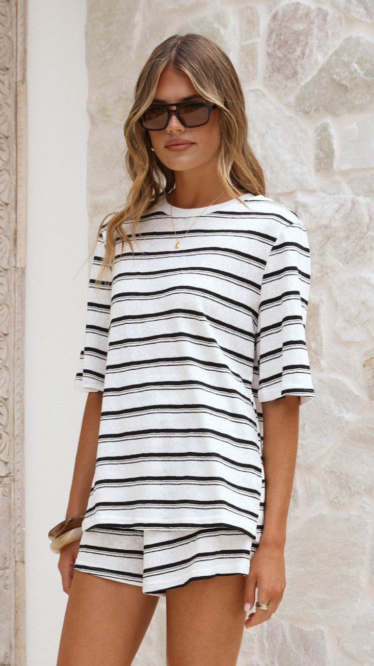 Scout Shorts - White Stripe - Billy J
