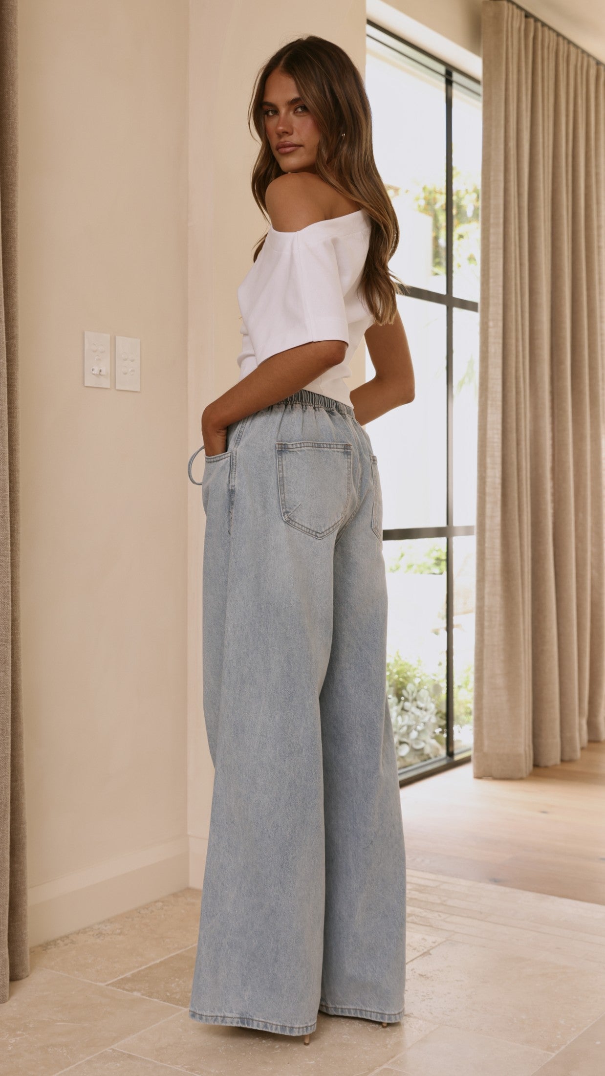Gigi Jeans - Light Denim - Billy J