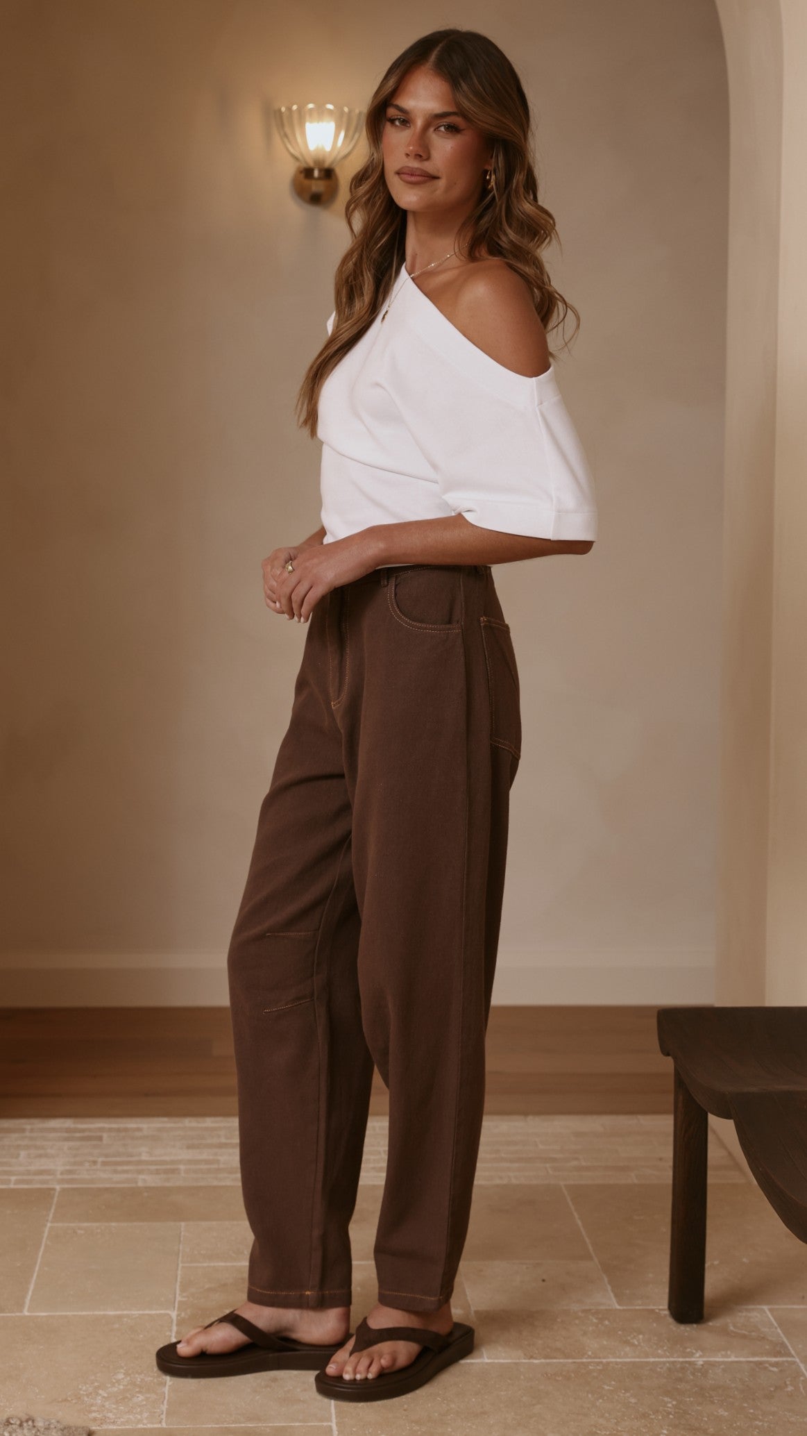 Cleora Barrel Jeans - Chocolate - Billy J