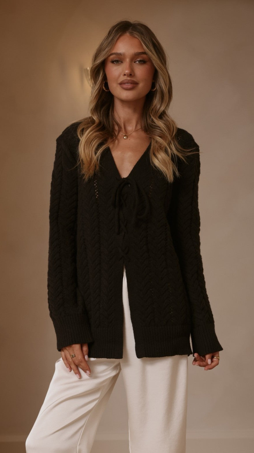 Georgia Knit Top - Black - Billy J