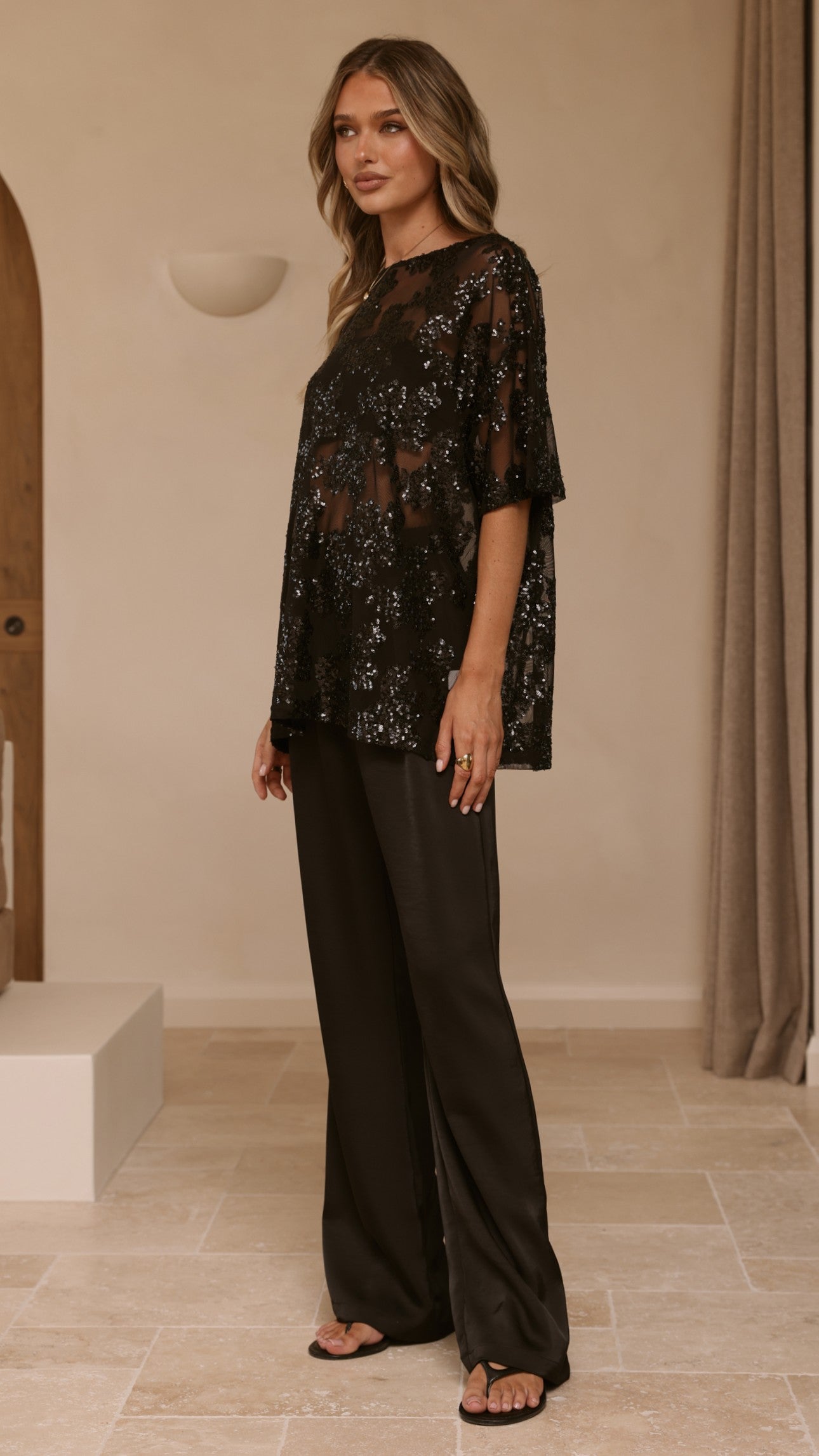 Arlo Oversized Sequin Top - Black Floral - Billy J