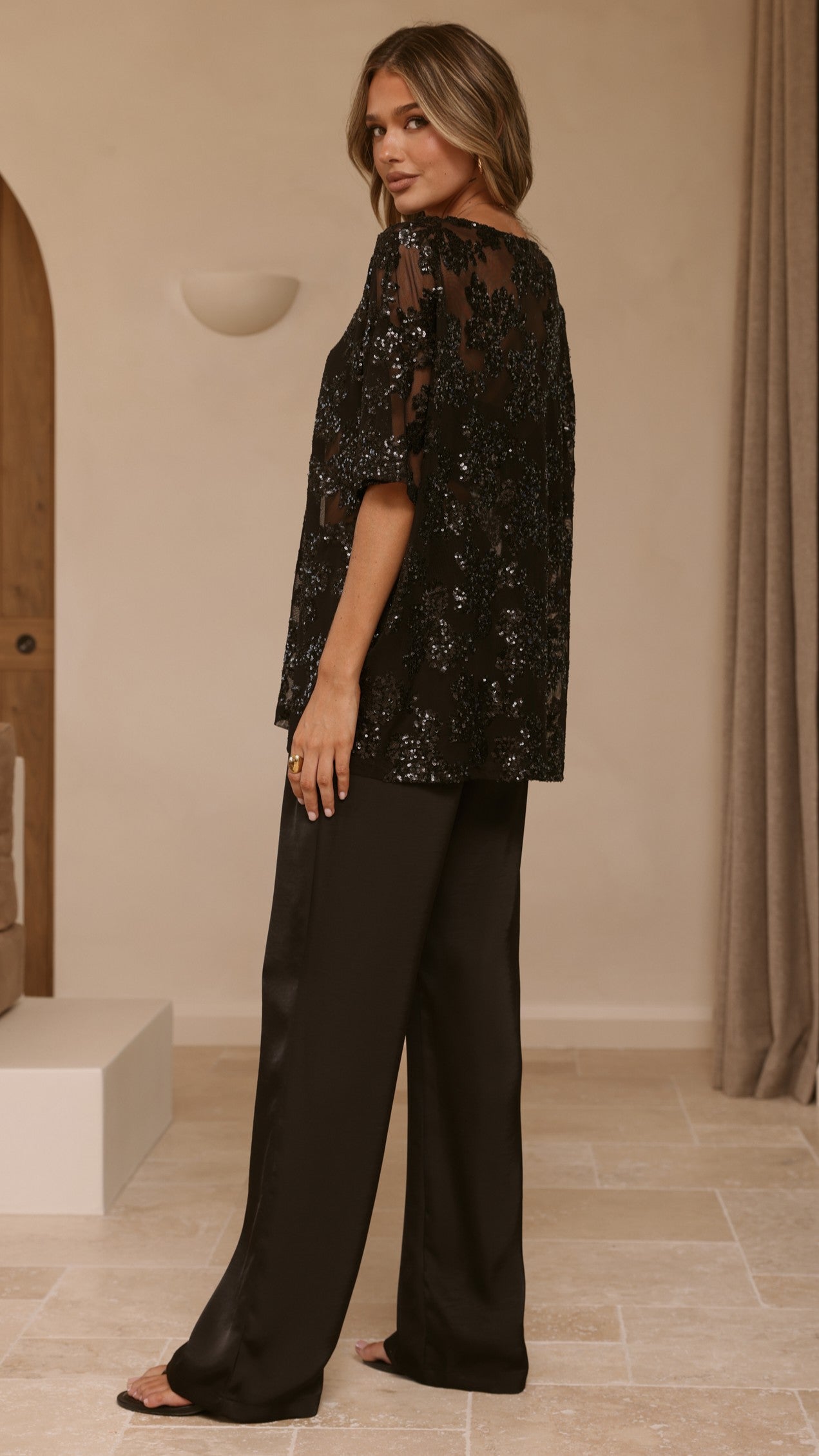 Arlo Oversized Sequin Top - Black Floral - Billy J