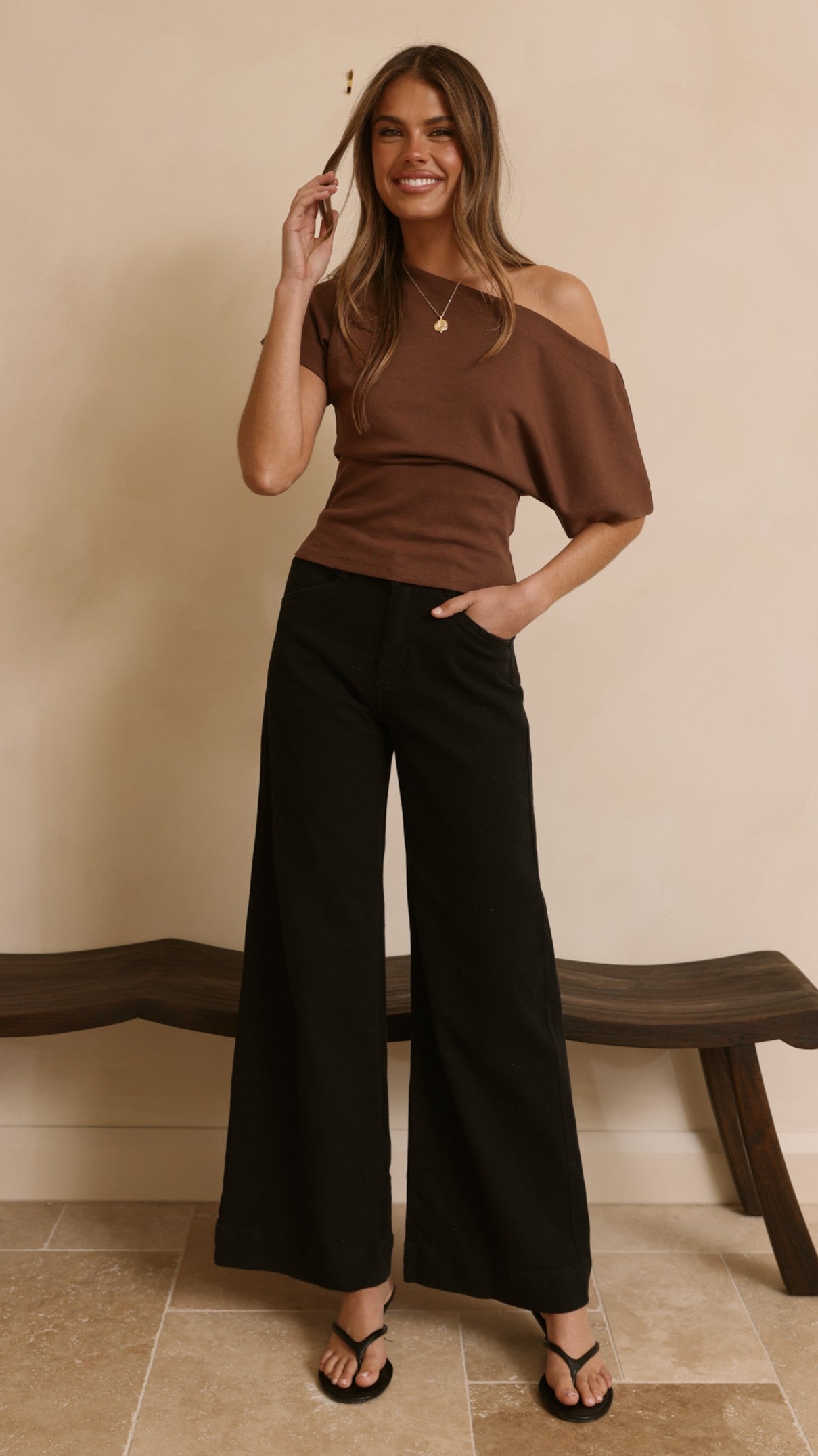 Zandra Wide Leg Jeans - Black - Billy J
