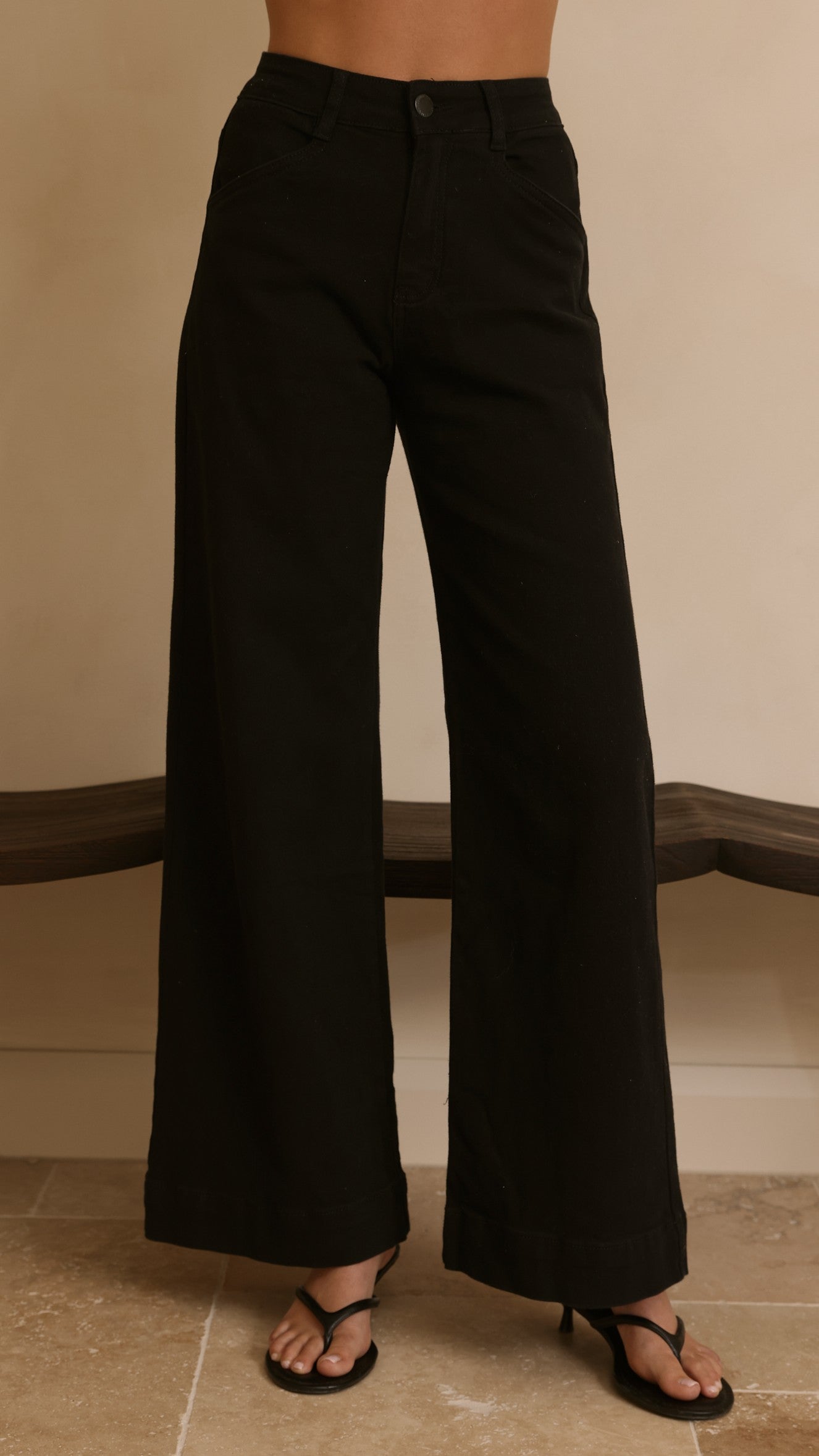 Zandra Wide Leg Jeans - Black - Billy J
