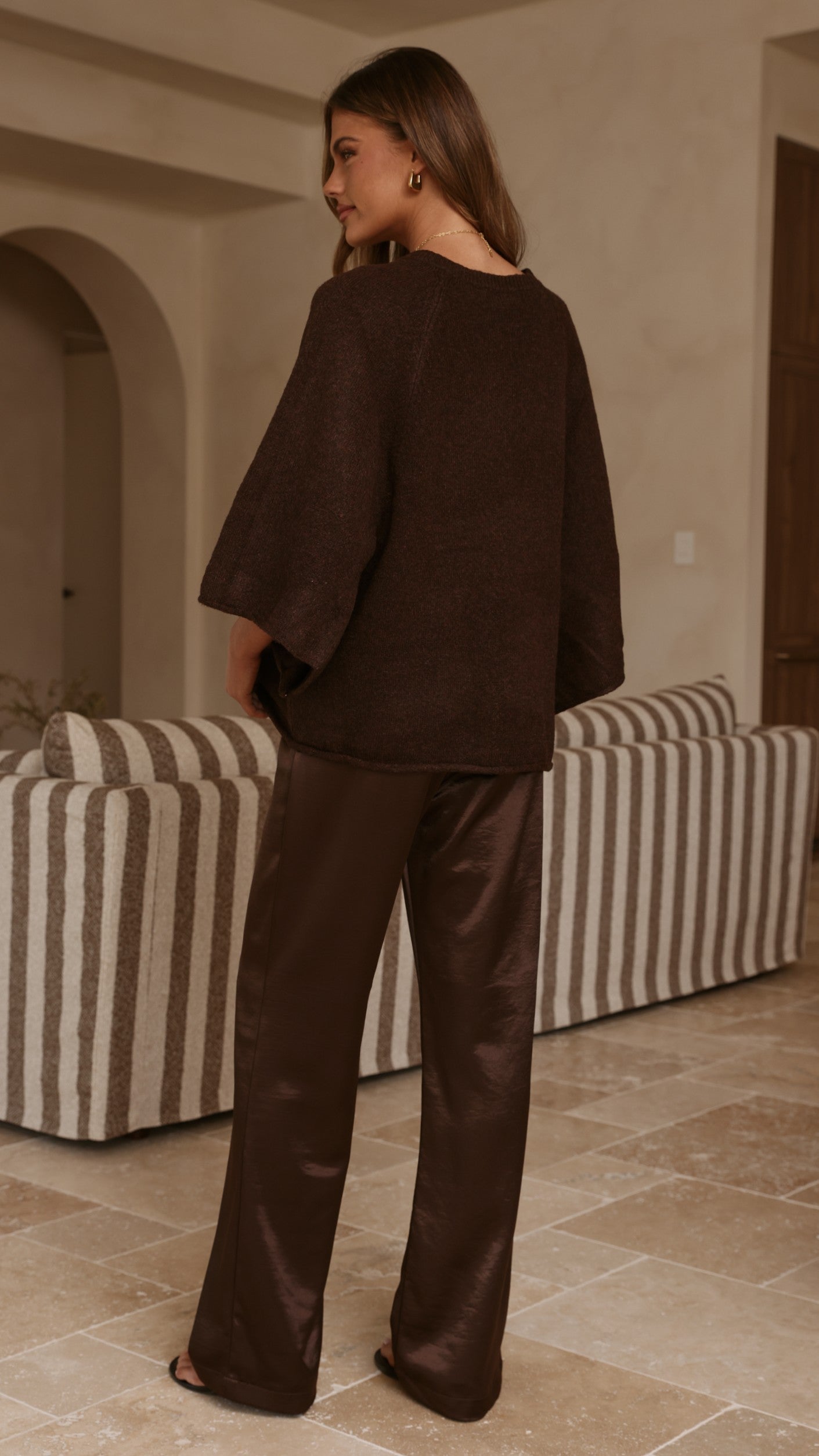 Paisley V Neck Knit - Chocolate - Billy J