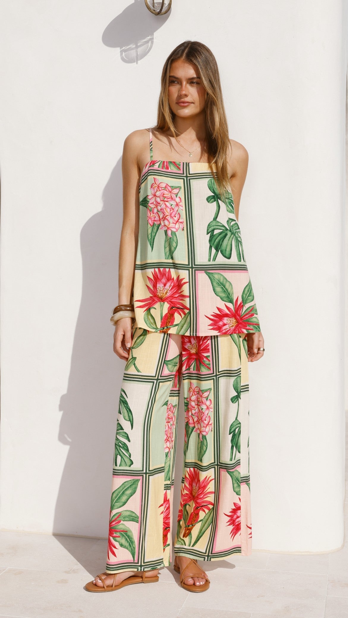 Uma Top - Tropical Bloom - Billy J