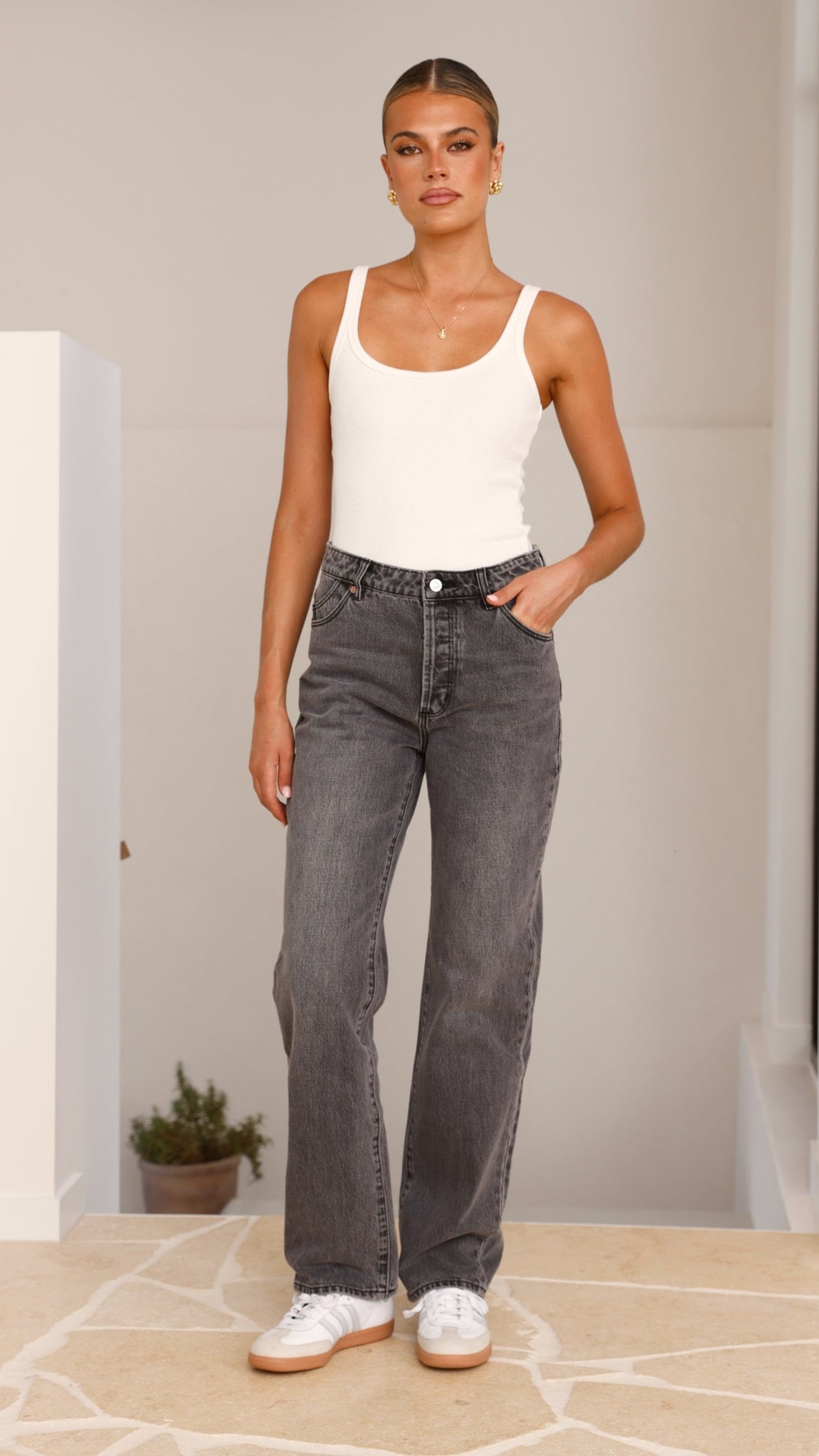Rollas 90s Relaxed Jean - Vintage Black / Worn Black - Billy J