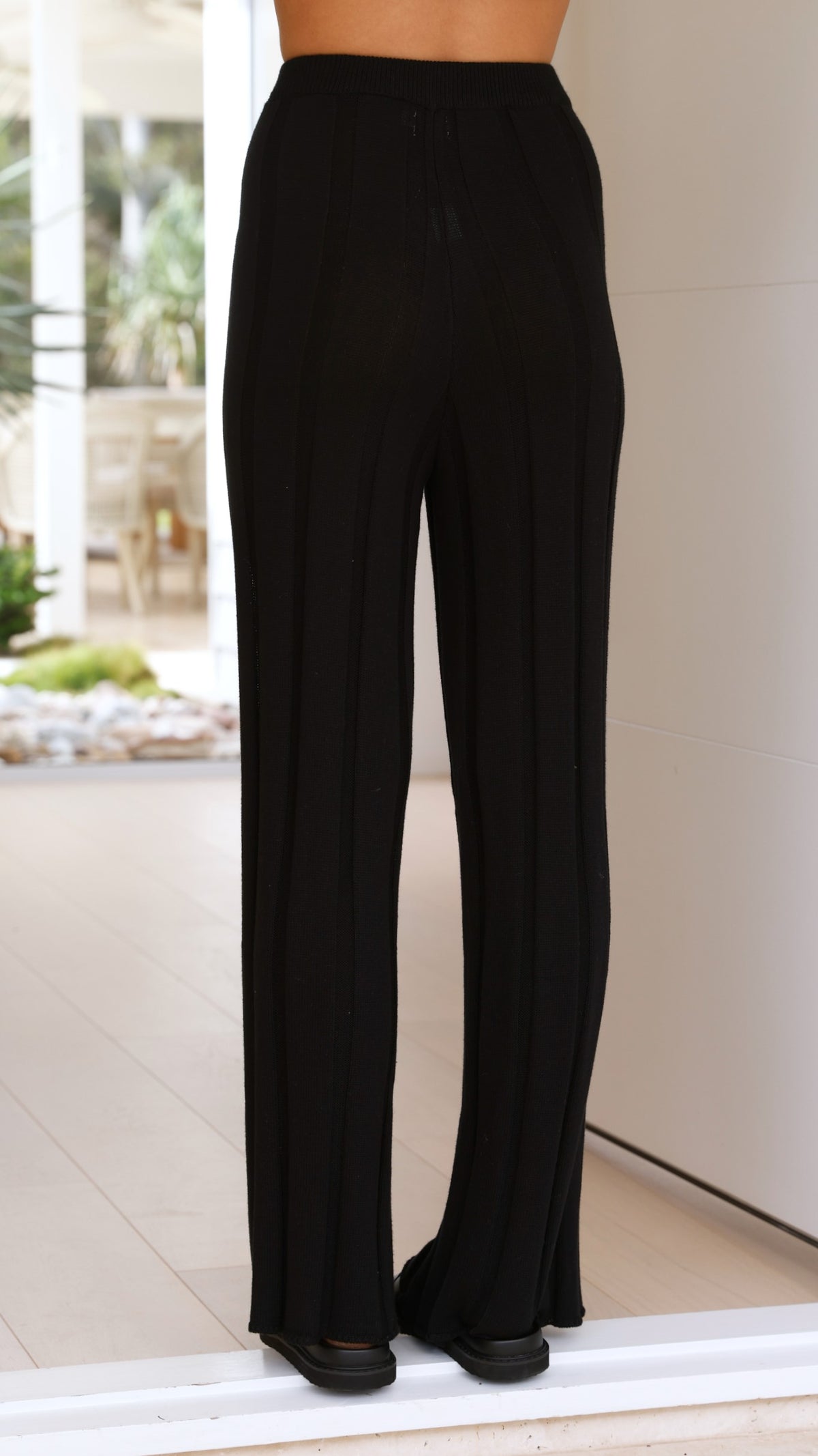 Bayu Knit Pants - Black - Billy J