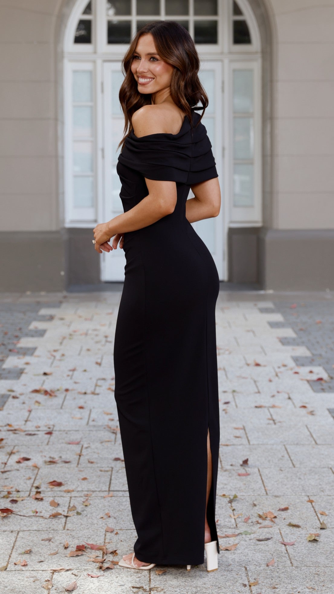 Telaia Maxi Dress - Black - Billy J