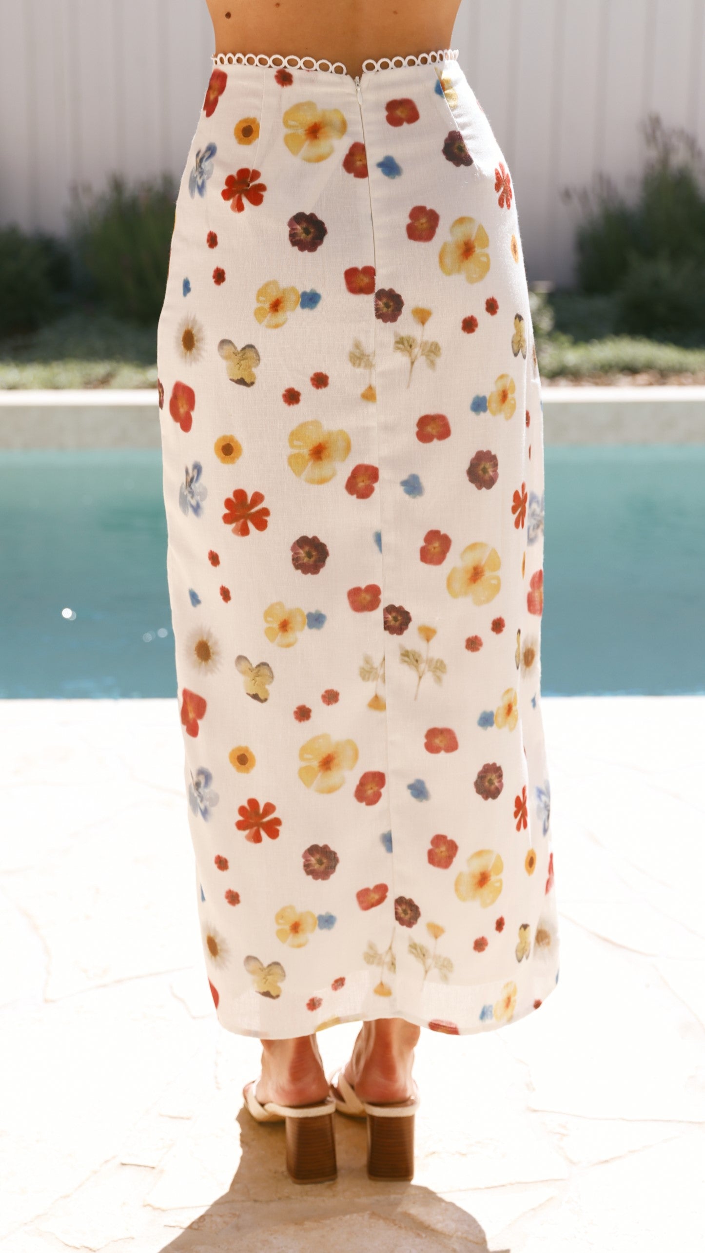 Vaiana Maxi Skirt - Cream / Floral - Billy J