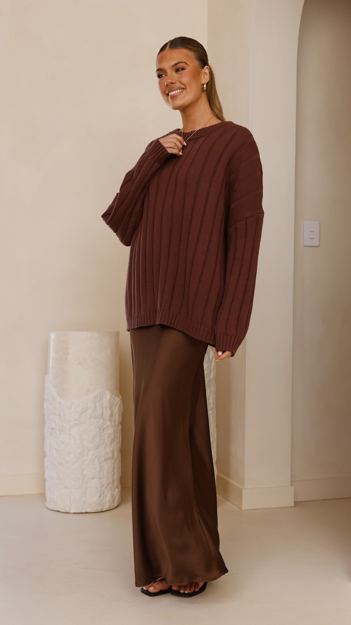 Naiva Oversized Knit - Brown - Billy J