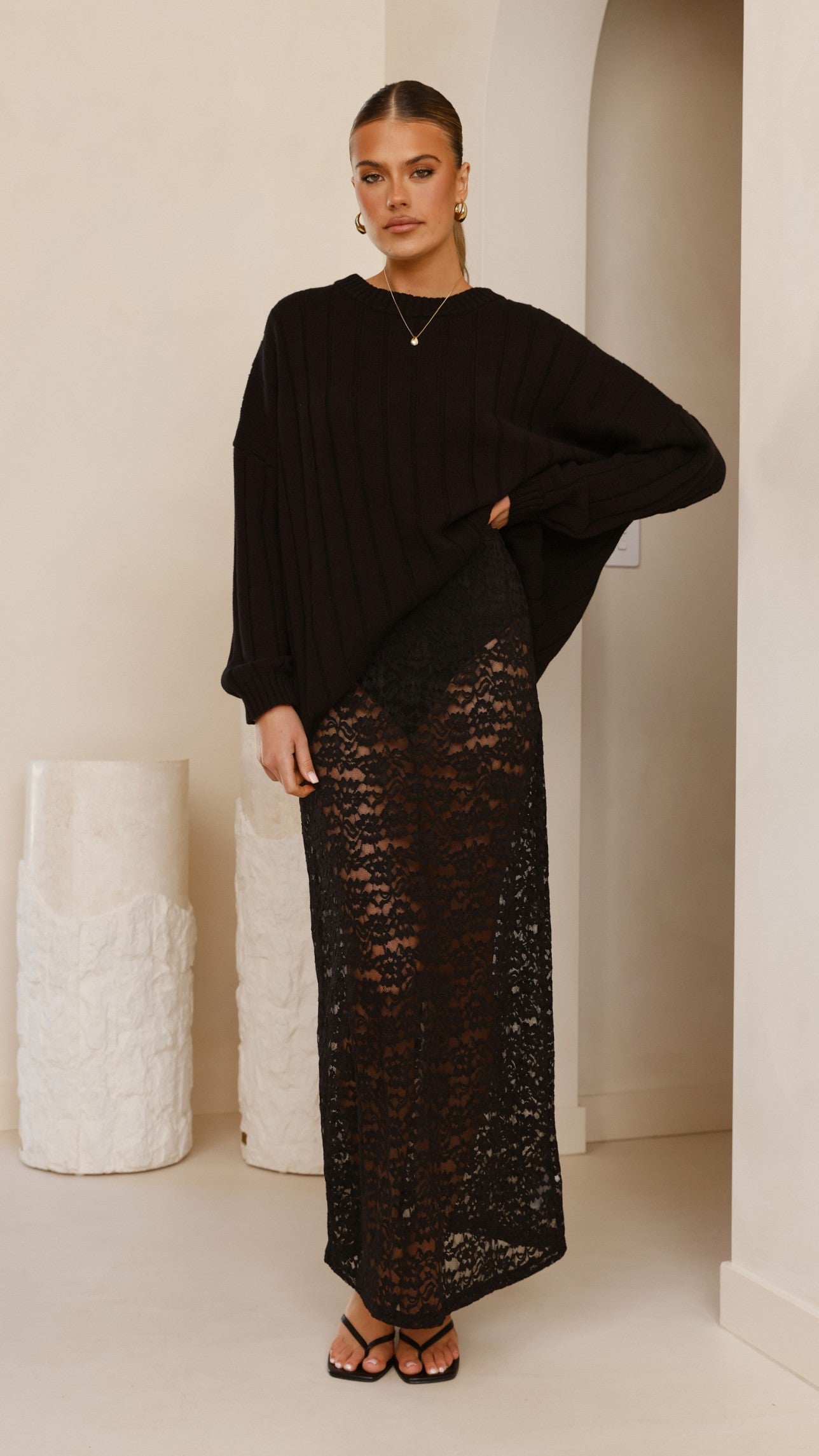Naiva Oversized Knit - Black - Billy J