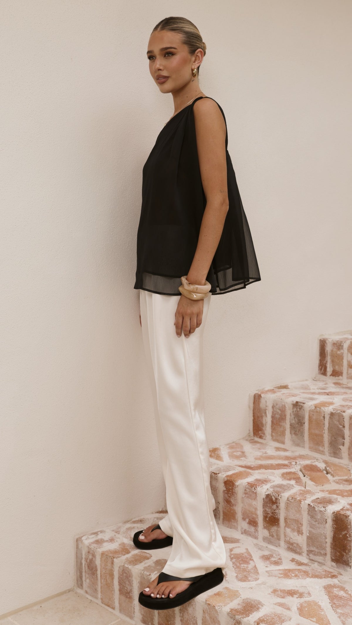 Hazel Top - Black - Billy J