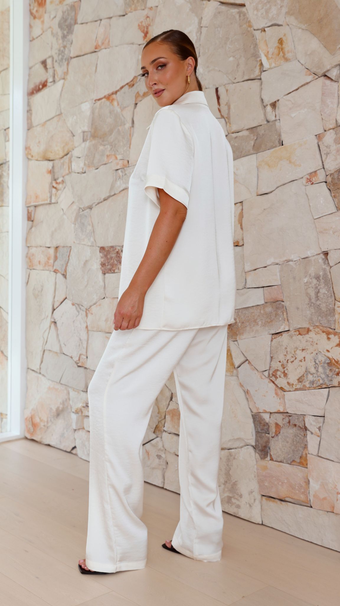 Imogen Button Shirt - Cream - Billy J