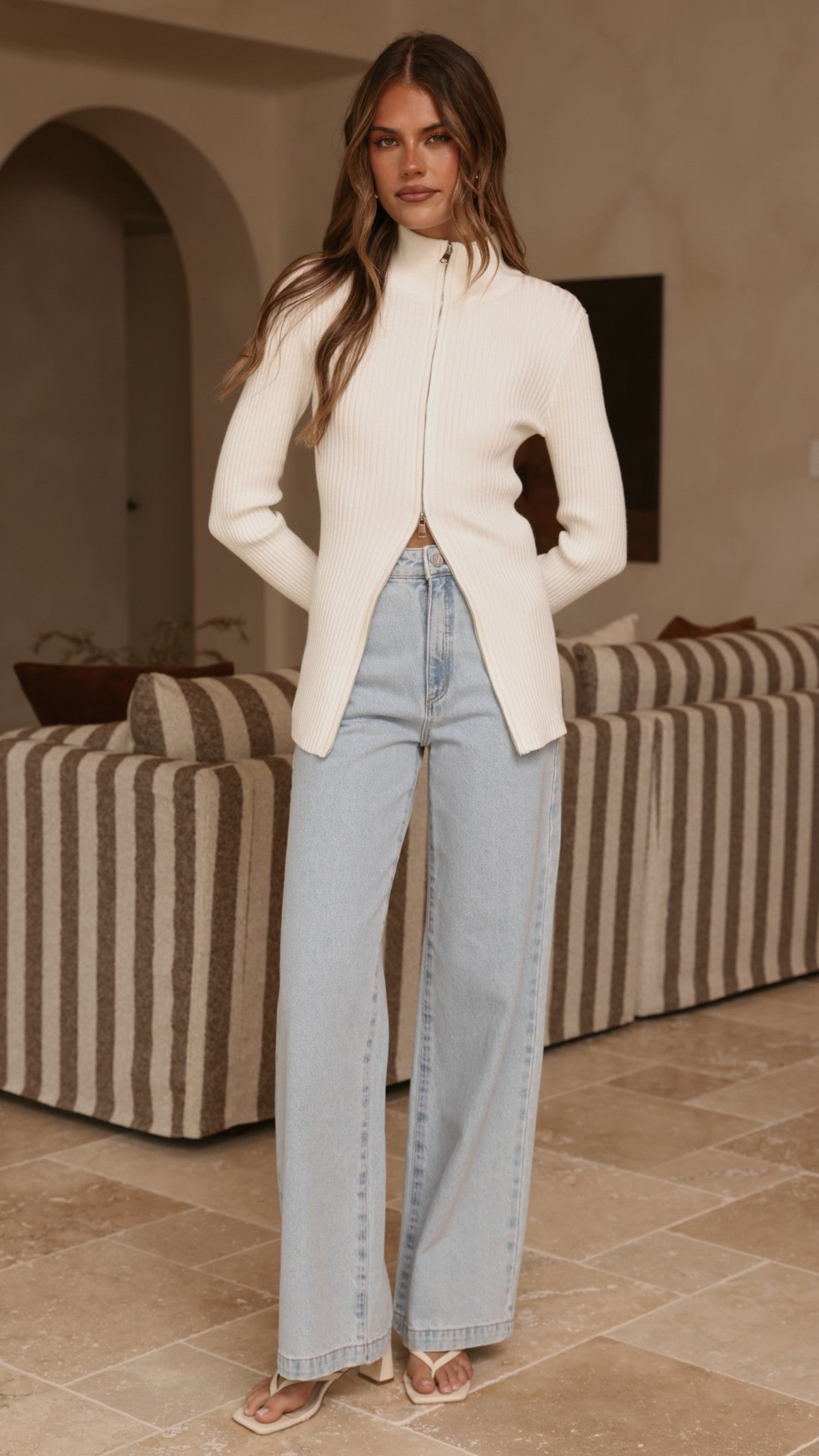 Cleo Long Sleeve Top - White - Billy J