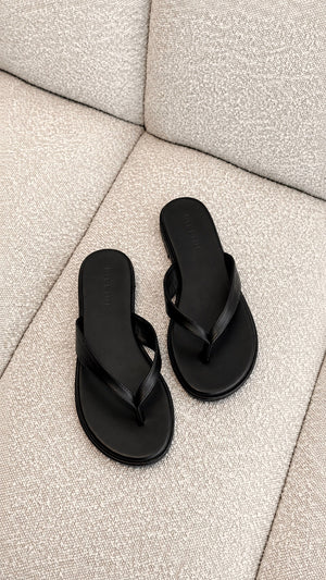 August Slide - Black - Billy J