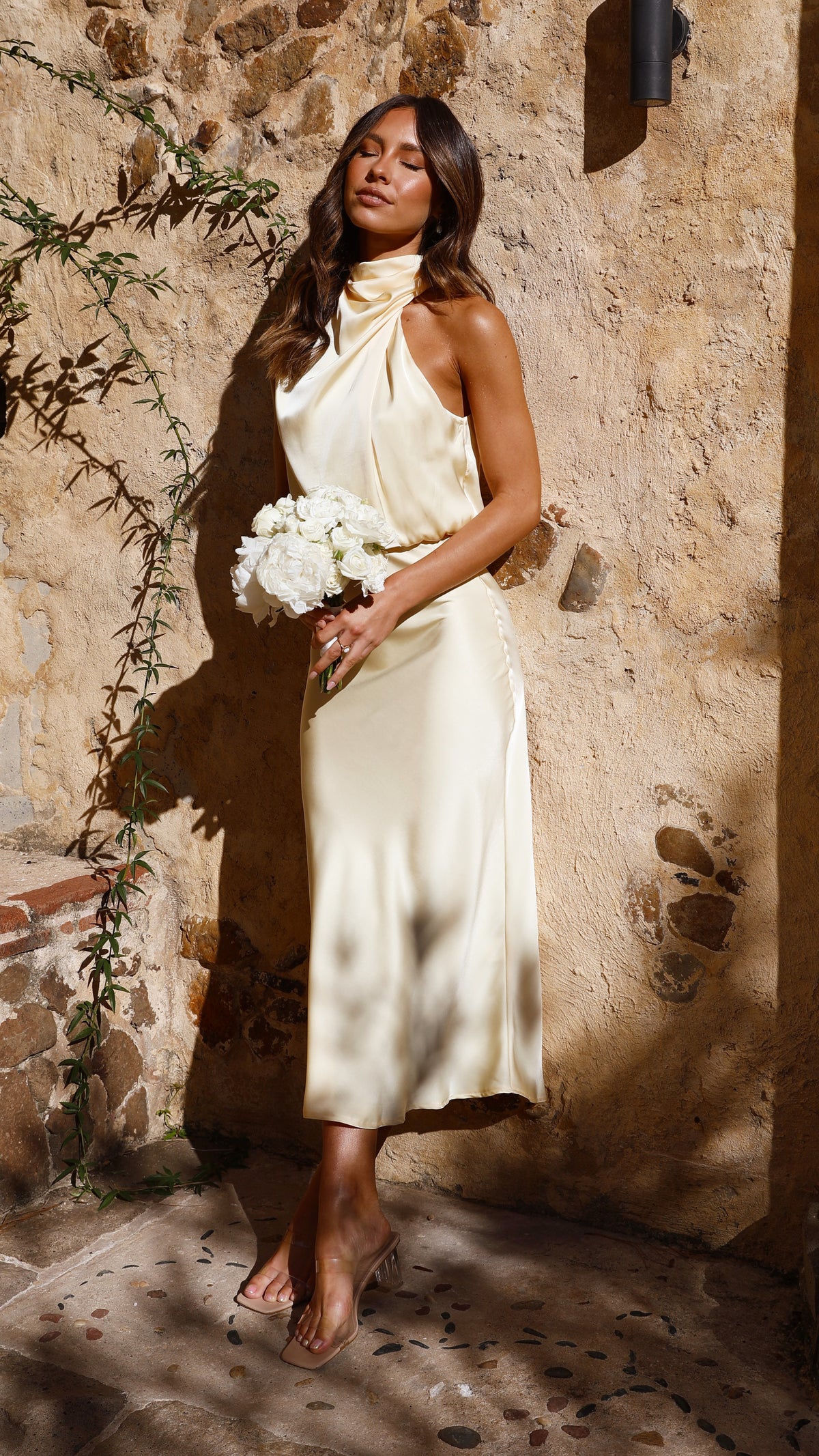 esther maxi dress billy j BILLY J BOUTIQUE | How gorgeous! Featuring our stunning Esther Maxi Dress in the shade Espresso Styling, Planning & Florals @ivyandbleuevents Photography