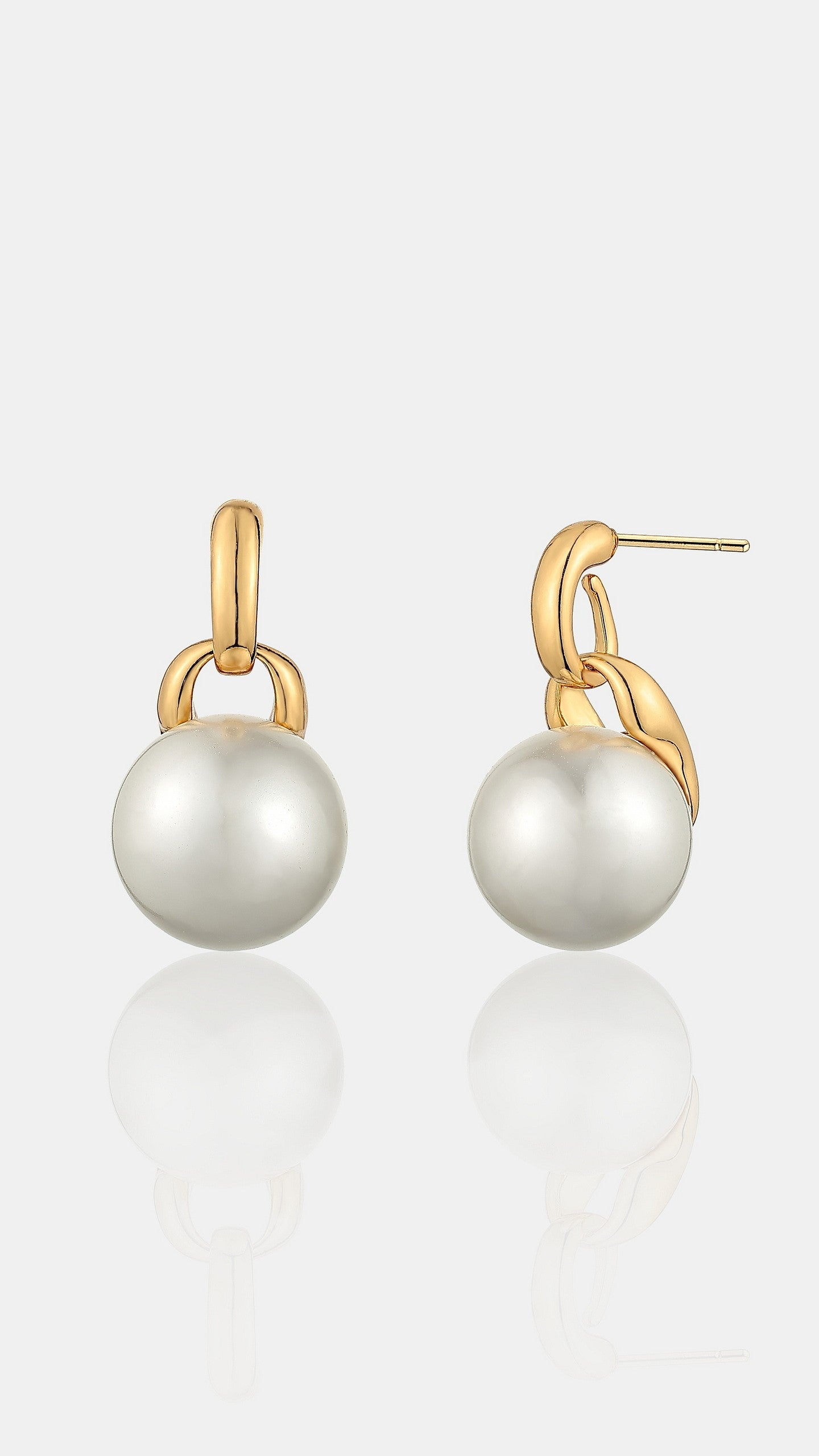 Classic Pearl 18K Gold Plated Earrings - Gold - Billy J