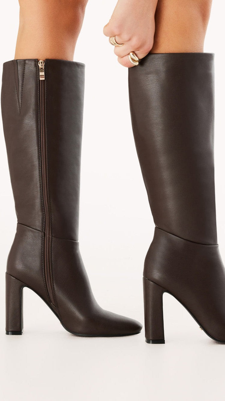 Nakoa Boots - Chocolate - Billy J