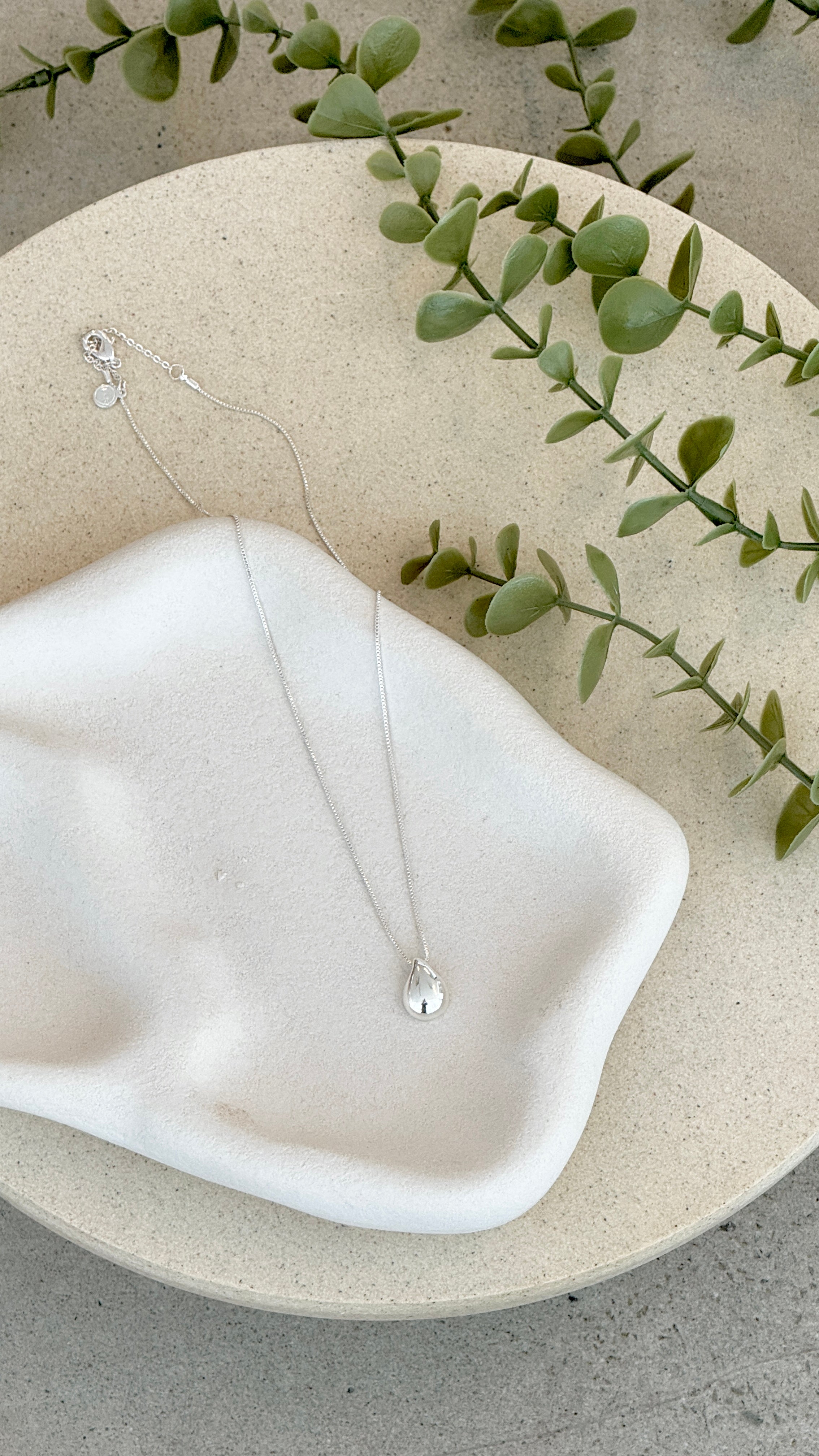 Varenna Necklace - Silver - Billy J