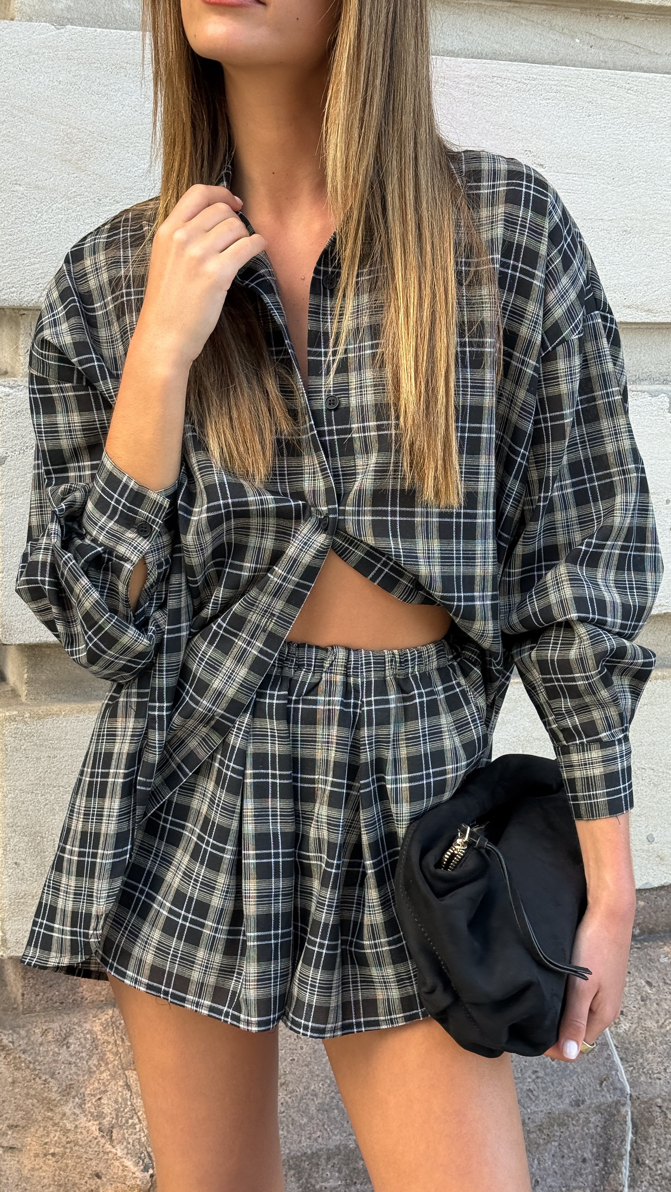 Arli Shorts - Black/Beige Plaid - Billy J