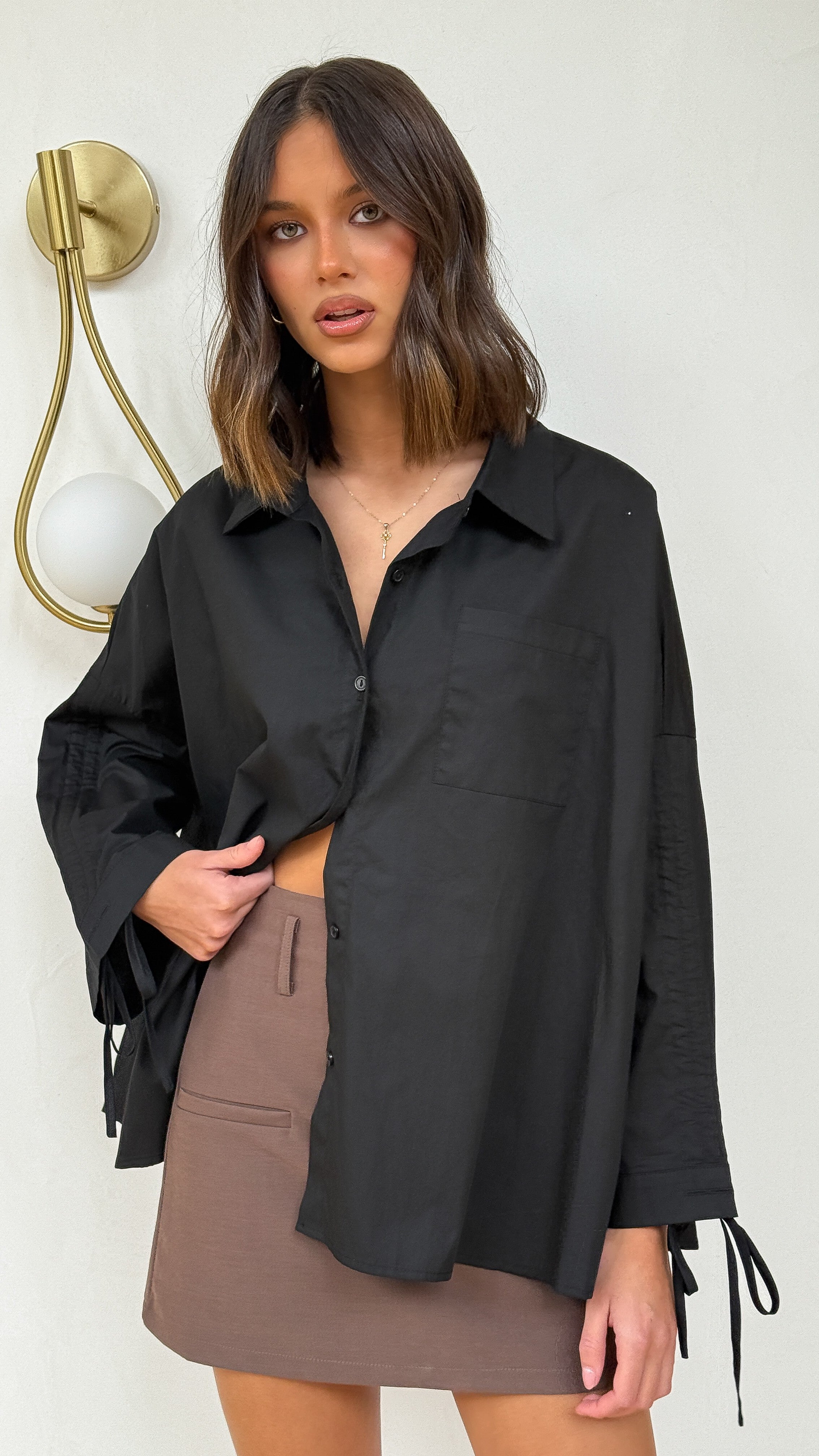 Alanna Shirt - Black - Billy J