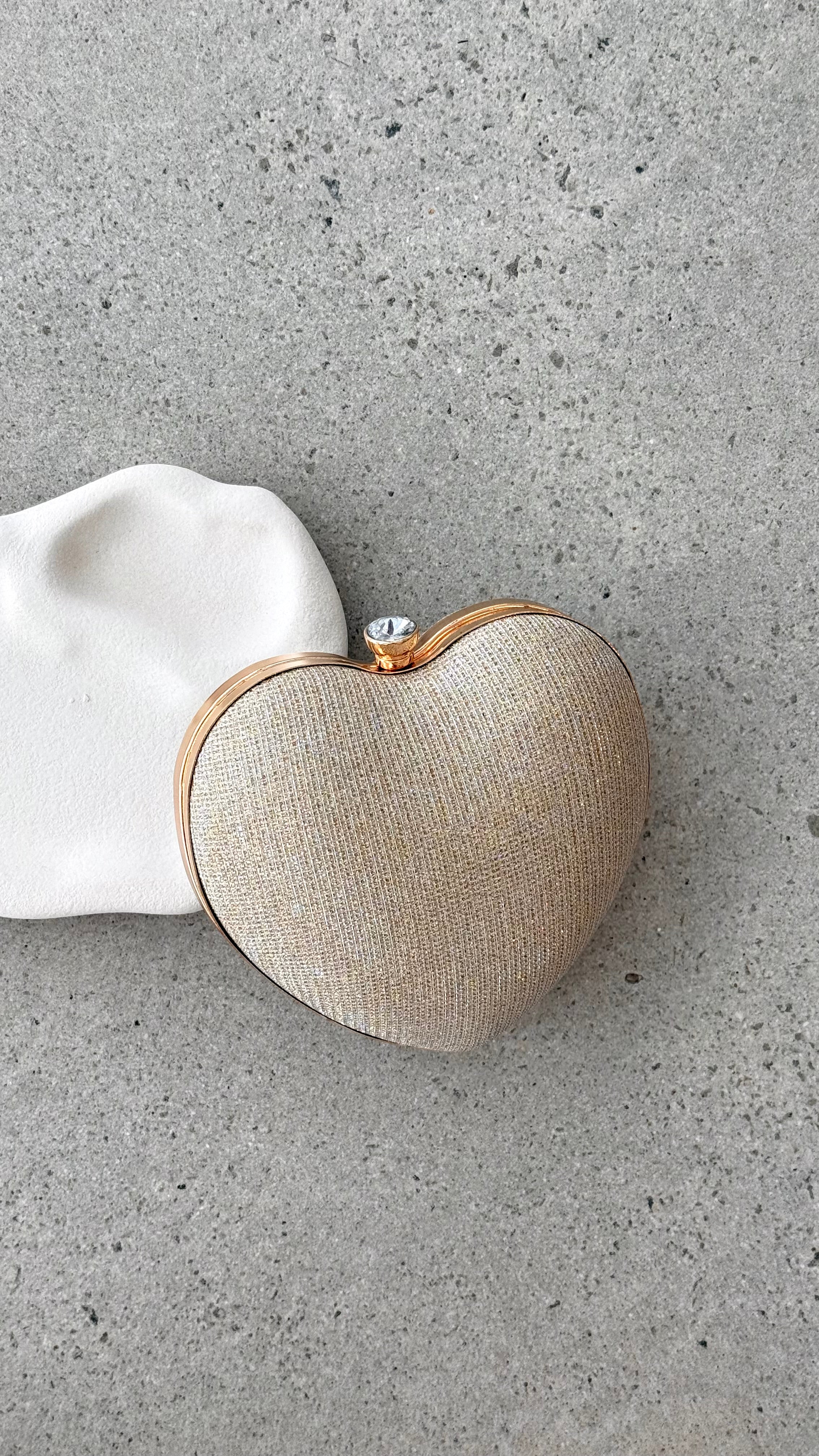 Zana Heart Bag - Gold - Billy J