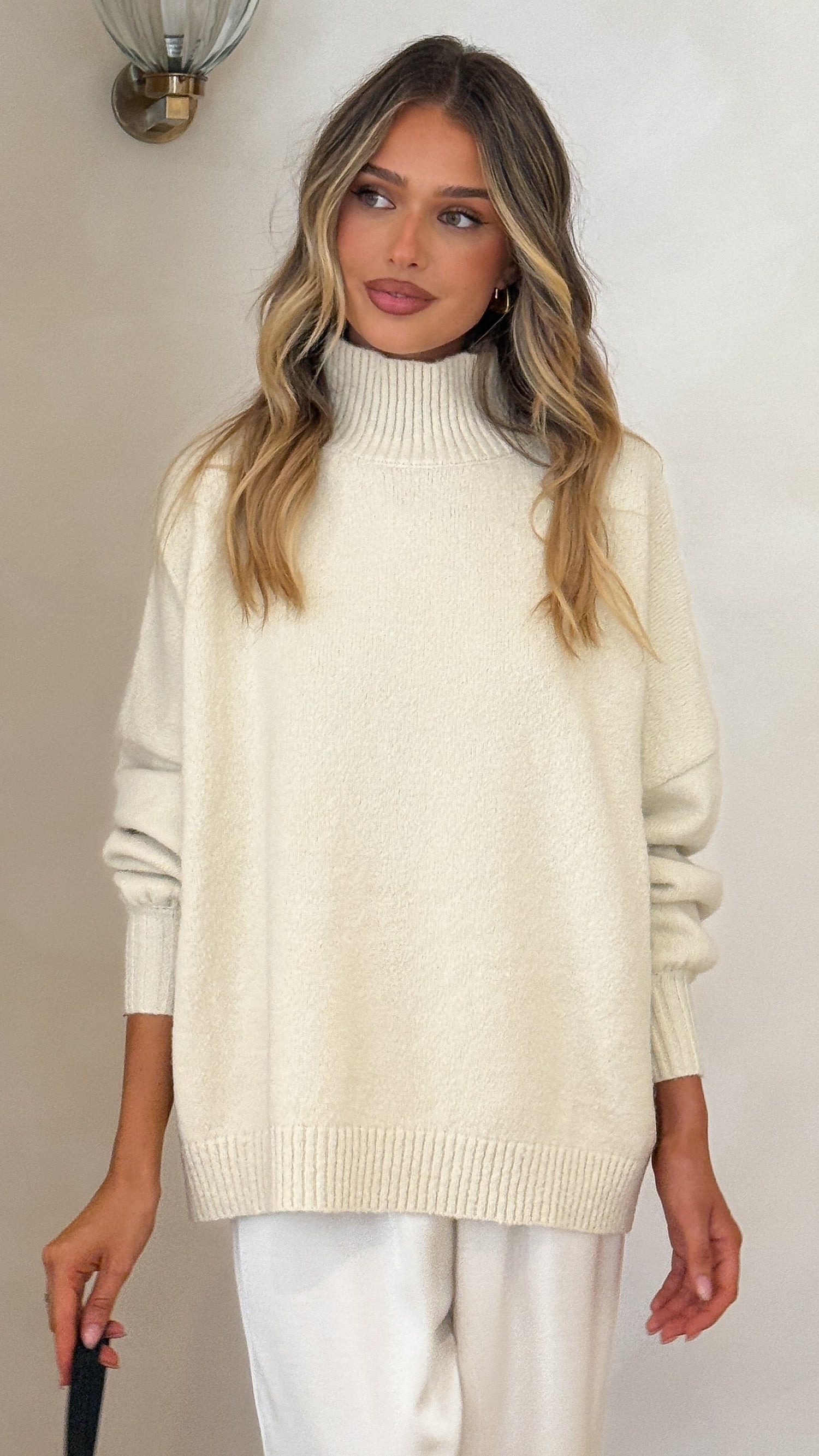 Harita Knitted Sweater - Cream - Billy J