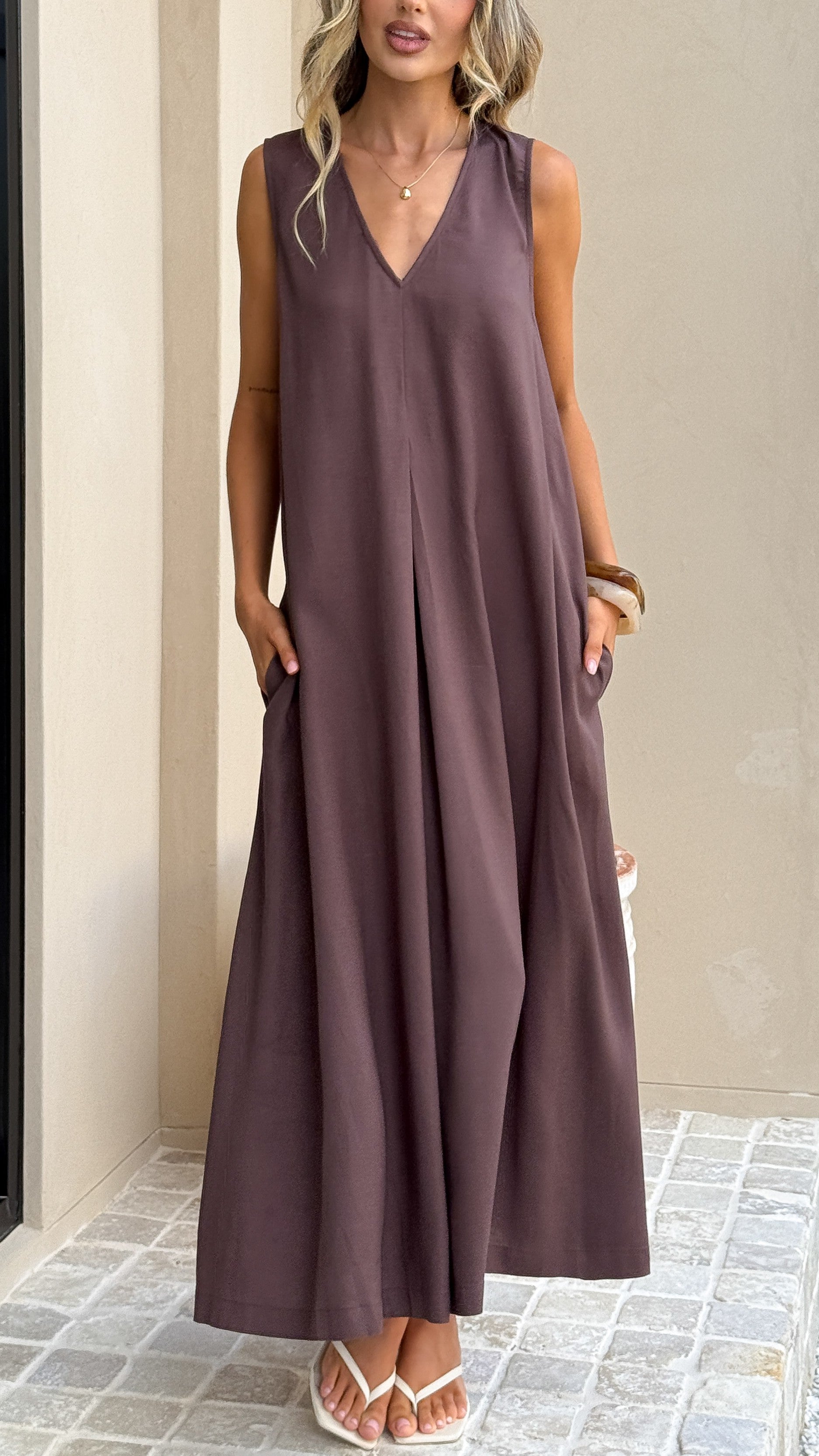 Aliah Maxi Dress - Chocolate - Billy J