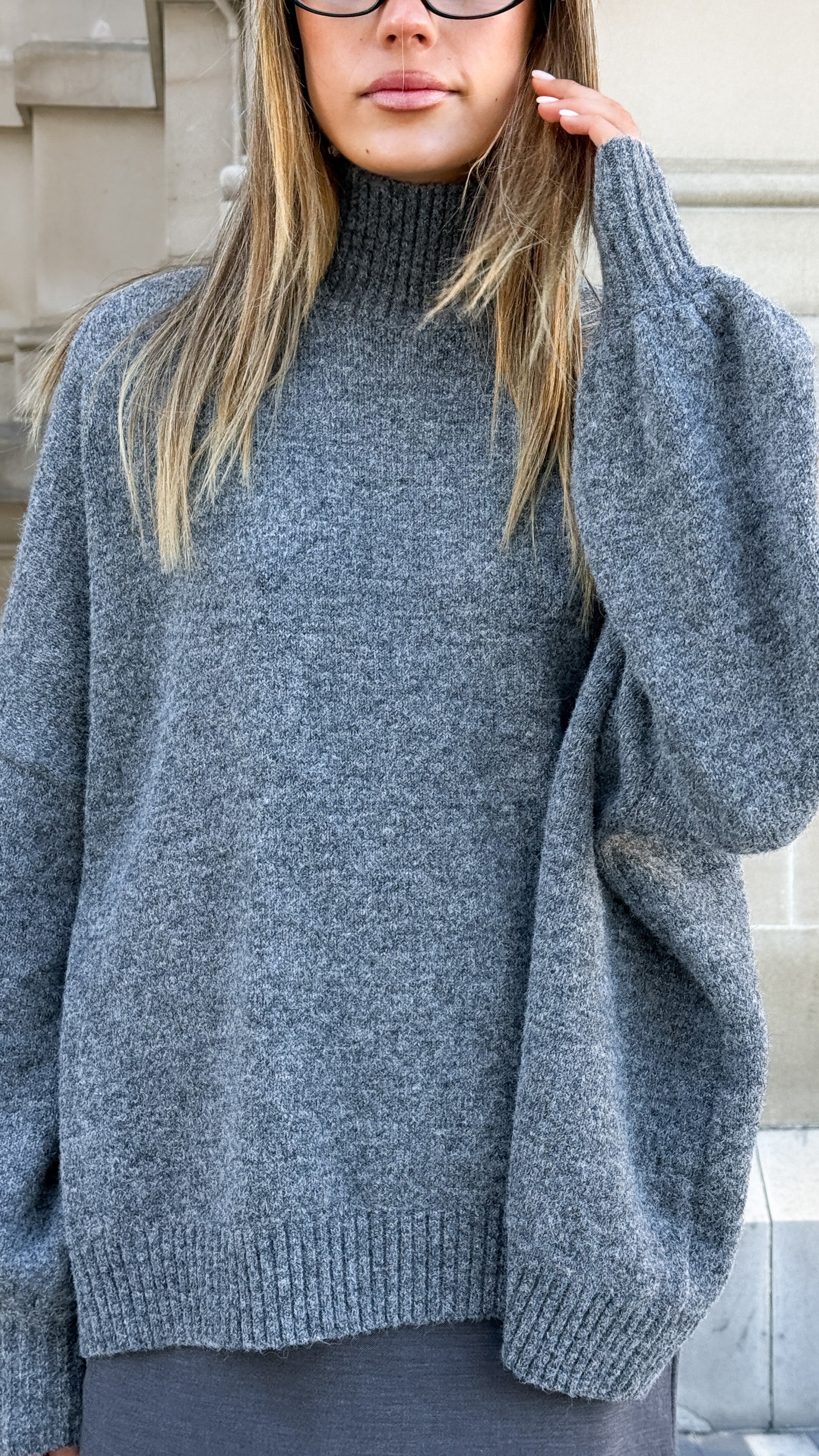 Harita Knitted Sweater - Grey - Billy J