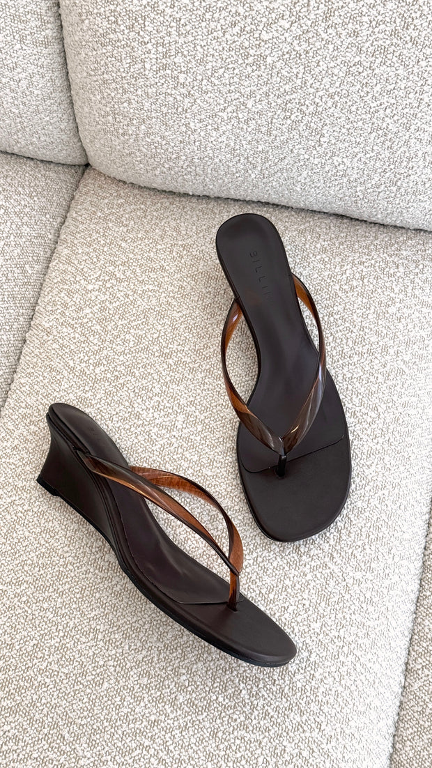 Vergie Wedge - Chocolate - Billy J