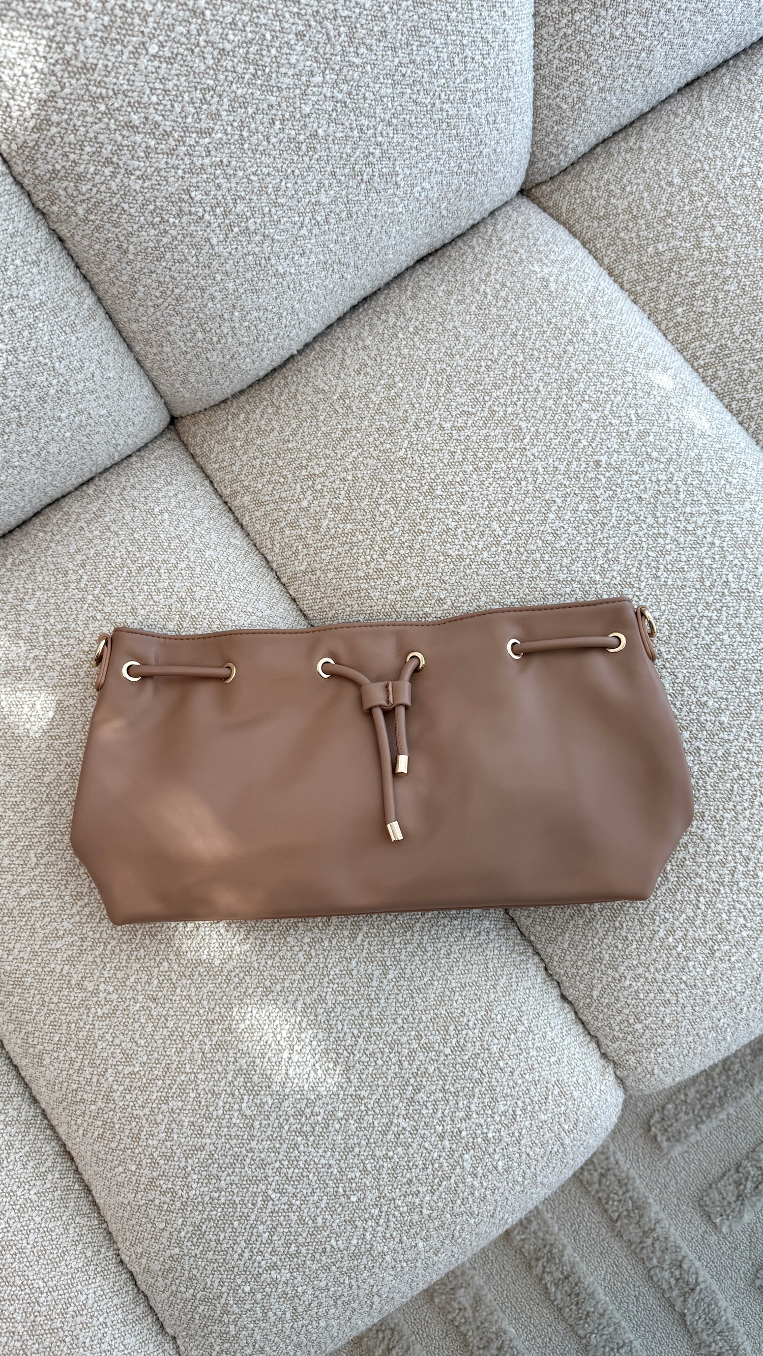 Scout Gathered Handbag - Mocha - Billy J