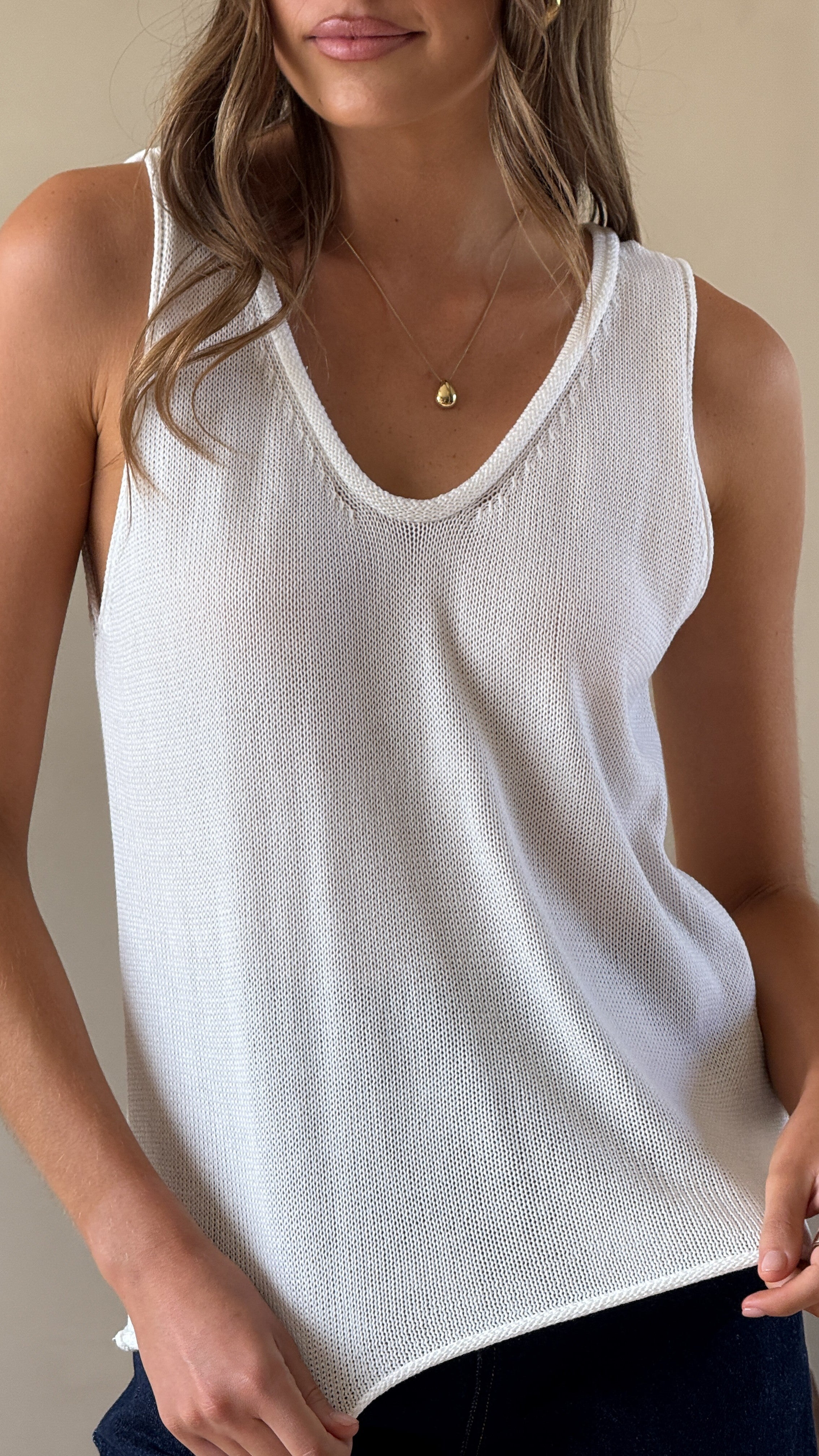 Annie Scoop Neck Tank - White - Billy J