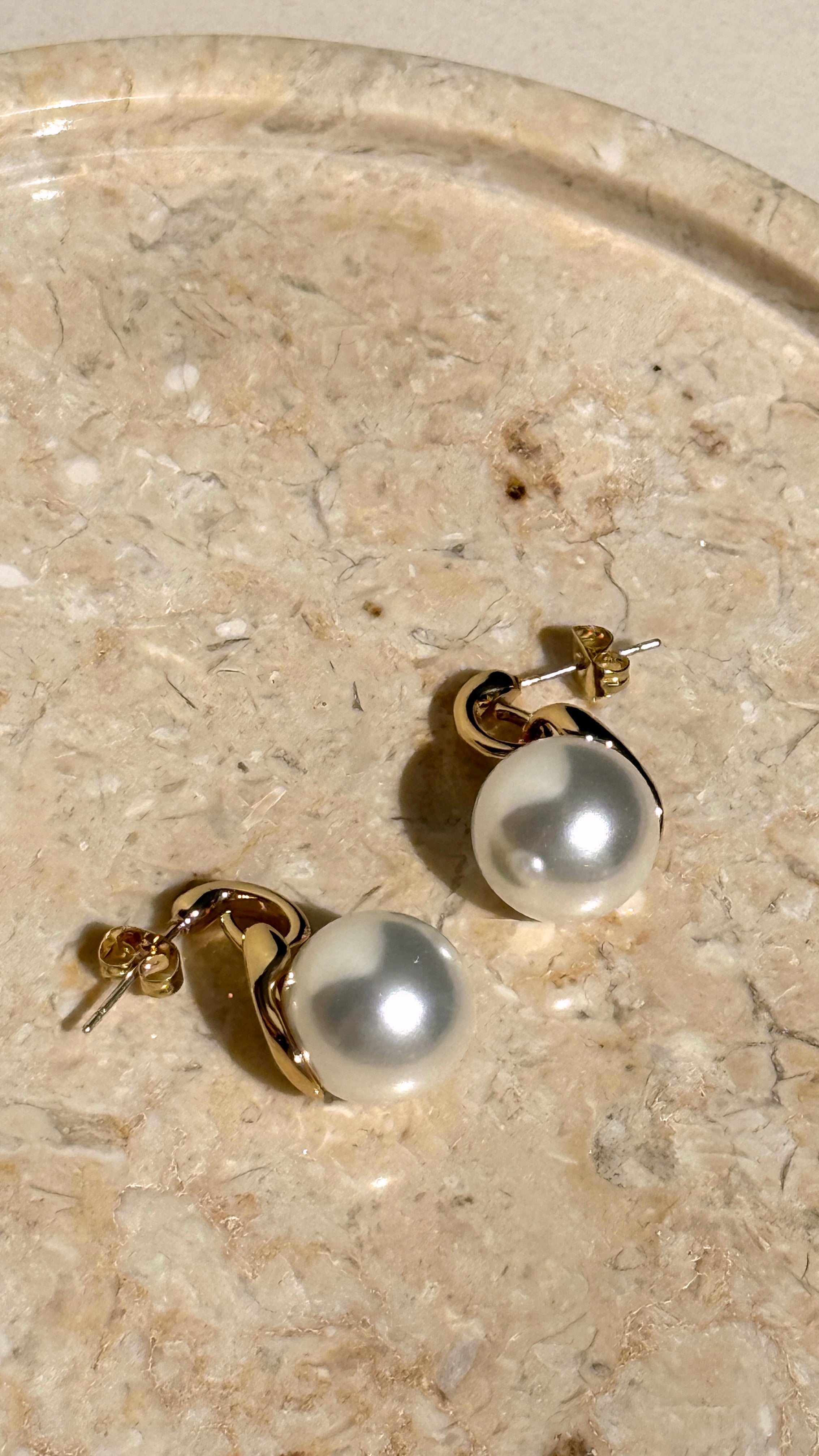 Classic Pearl 18K Gold Plated Earrings - Gold - Billy J