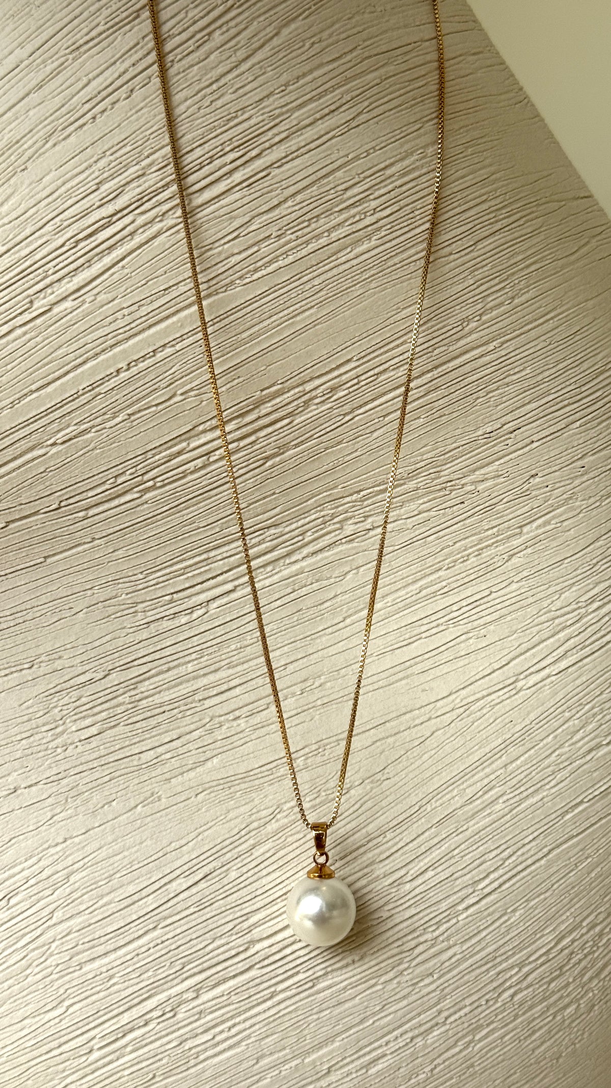 Classic Pearl 18K Gold Plated Necklace - Gold - Billy J